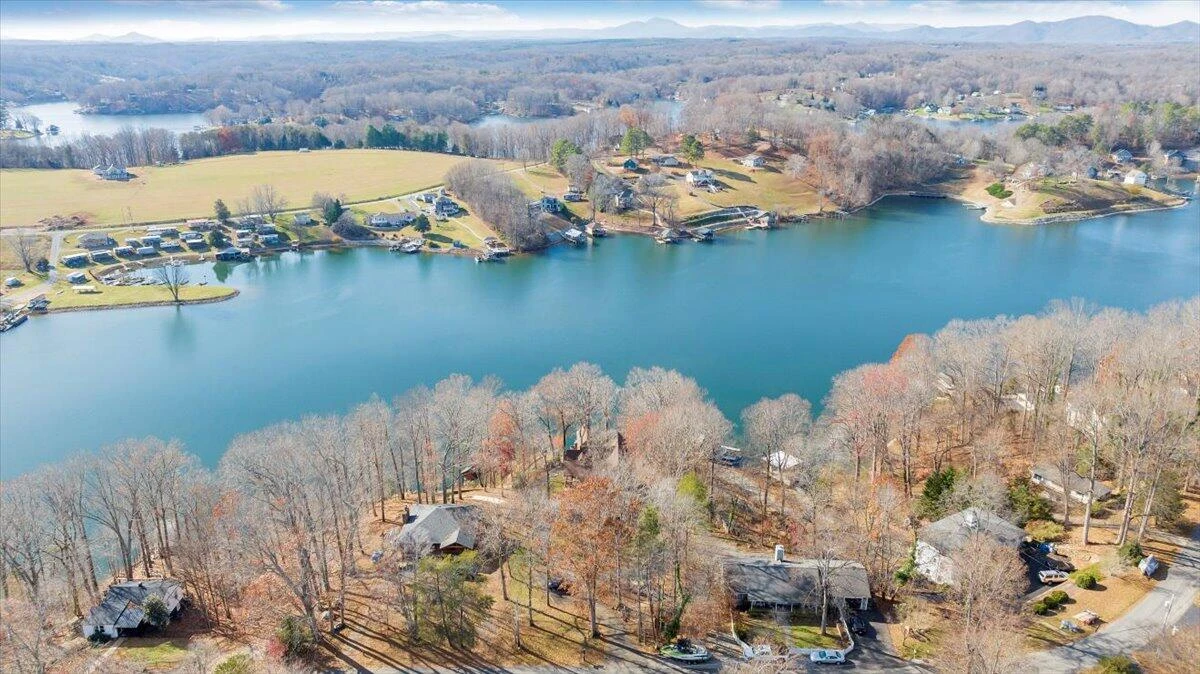 775 Long Island DR - Photo 98