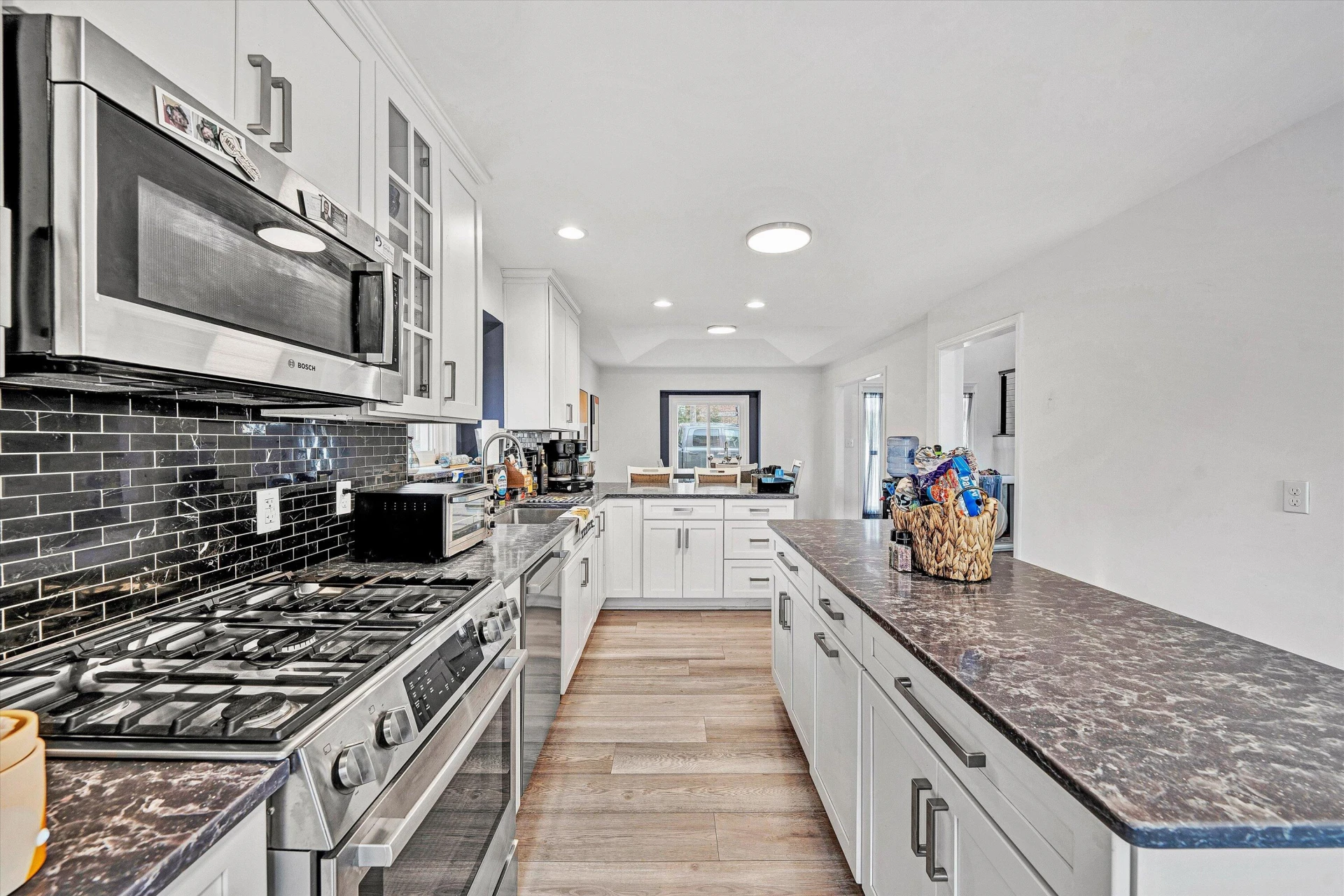 218 Twin Chimneys DR - Photo 19