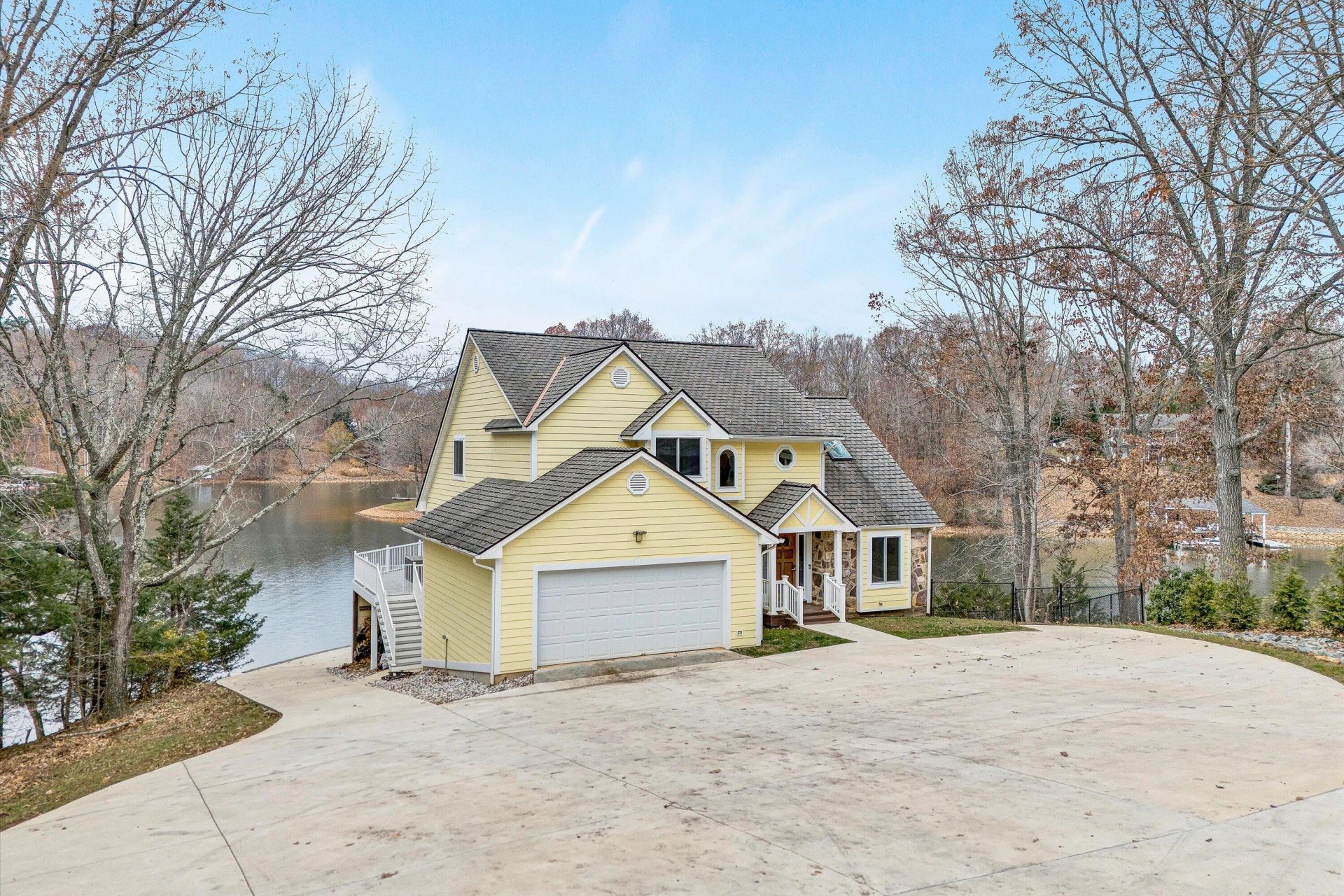 218 Twin Chimneys DR - Photo 8