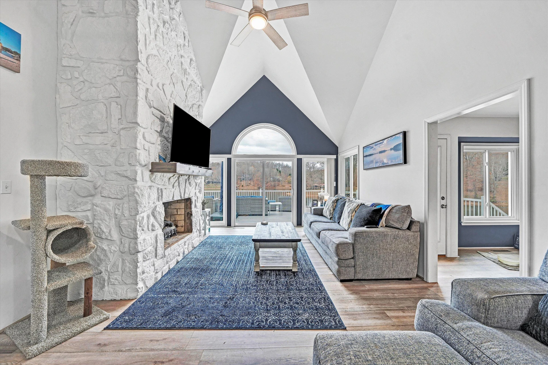 218 Twin Chimneys DR - Photo 12