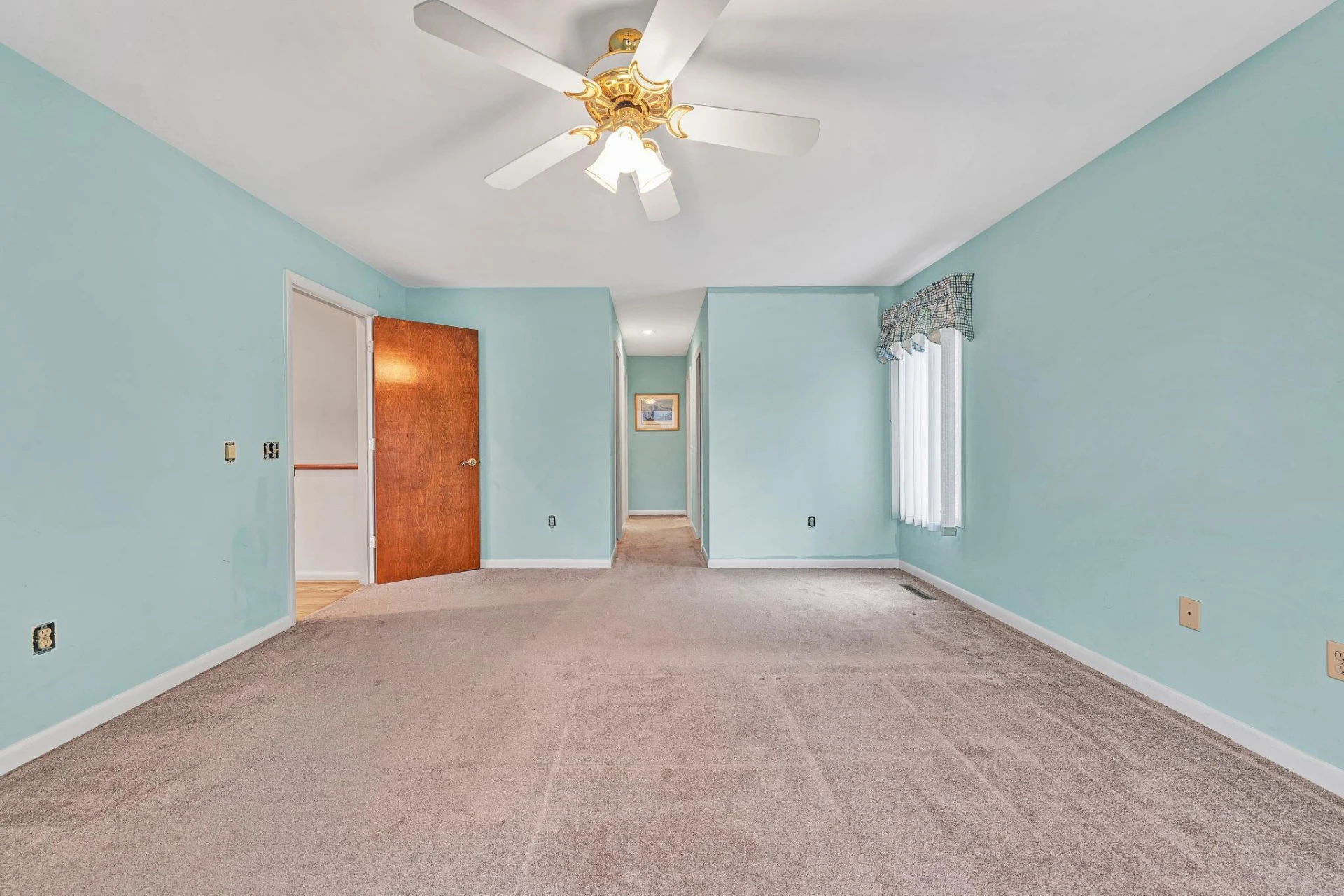 110 Club House DR - Photo 21