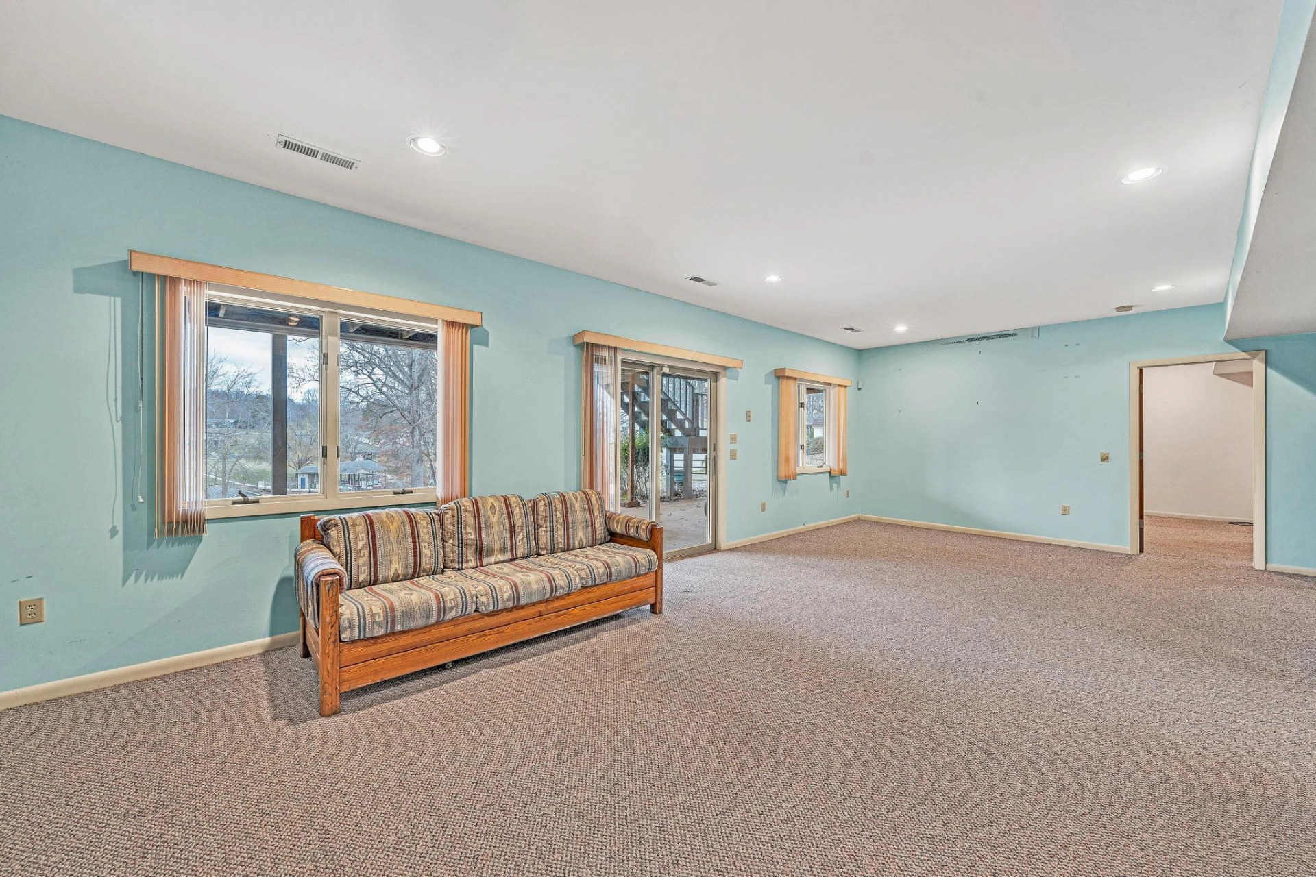 110 Club House DR - Photo 26