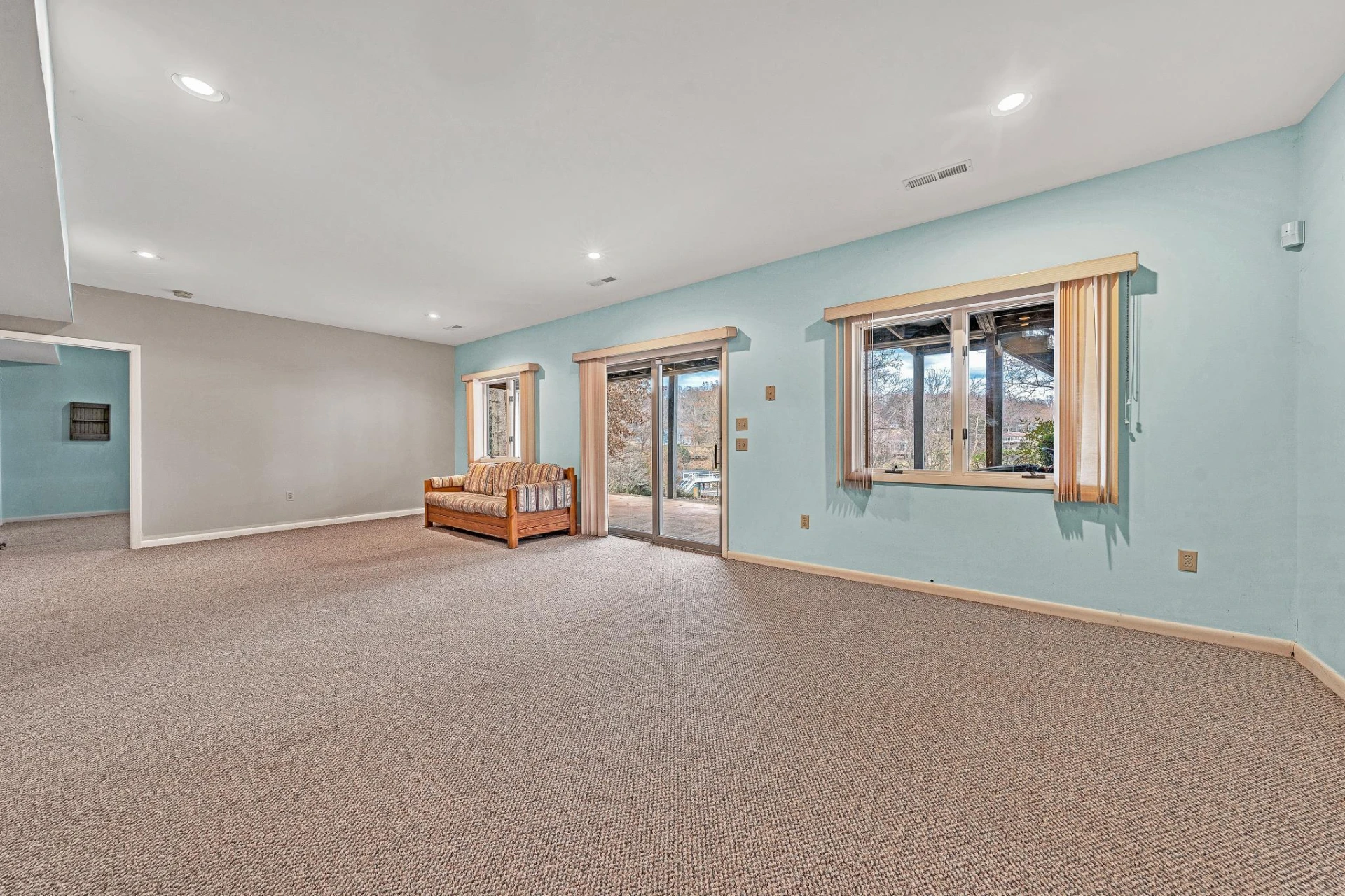 110 Club House DR - Photo 28