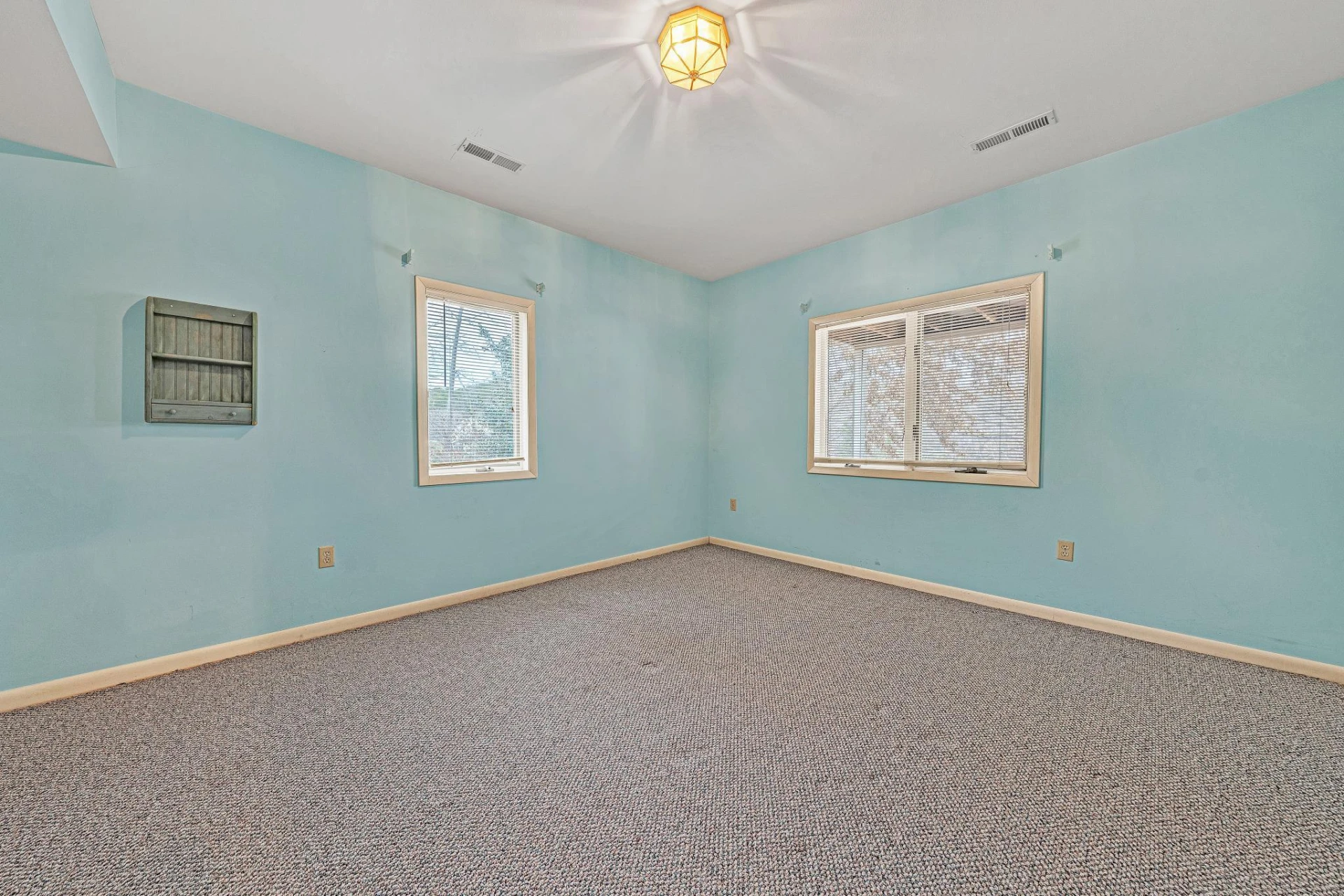 110 Club House DR - Photo 33