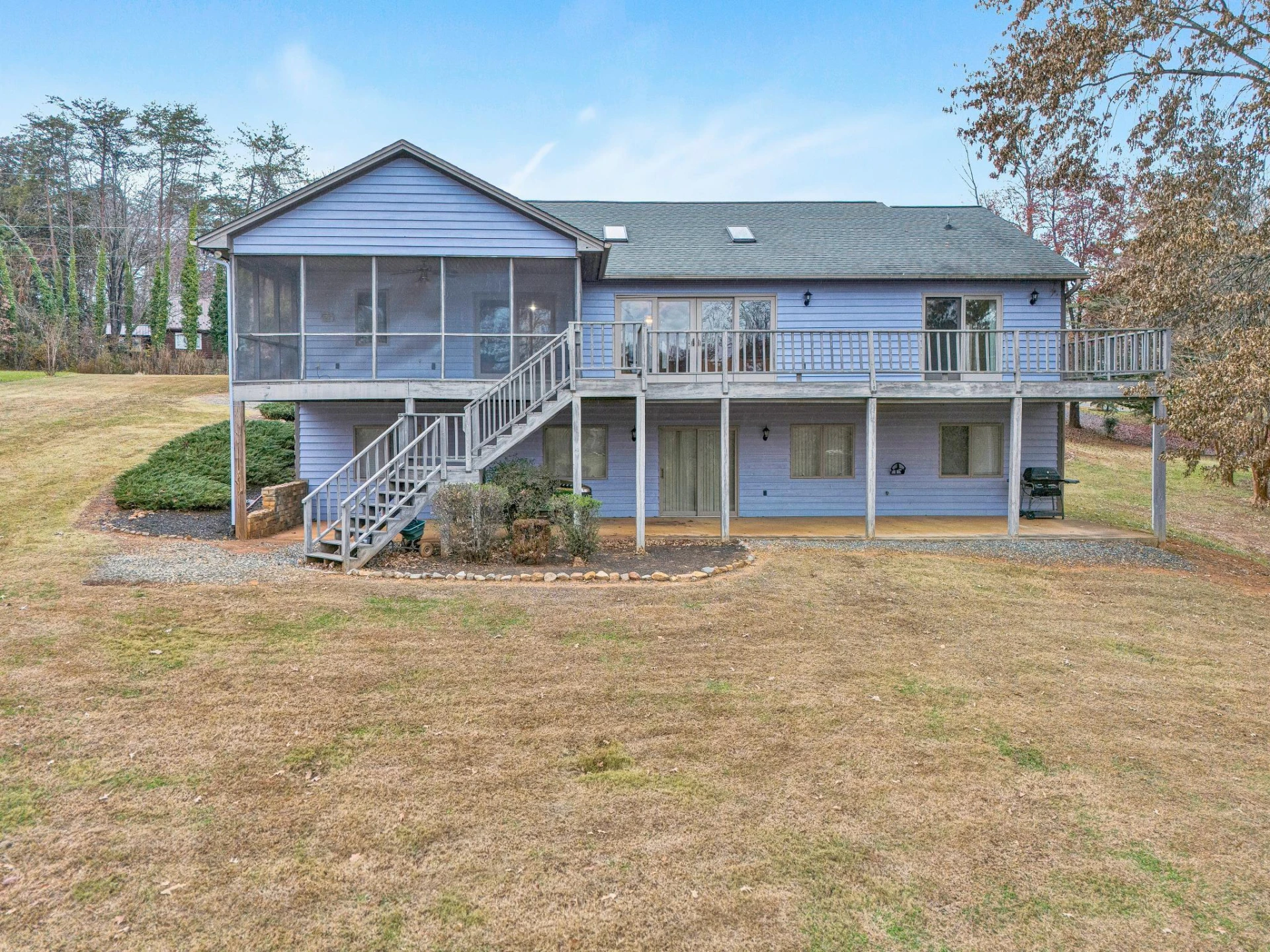 110 Club House DR - Photo 44