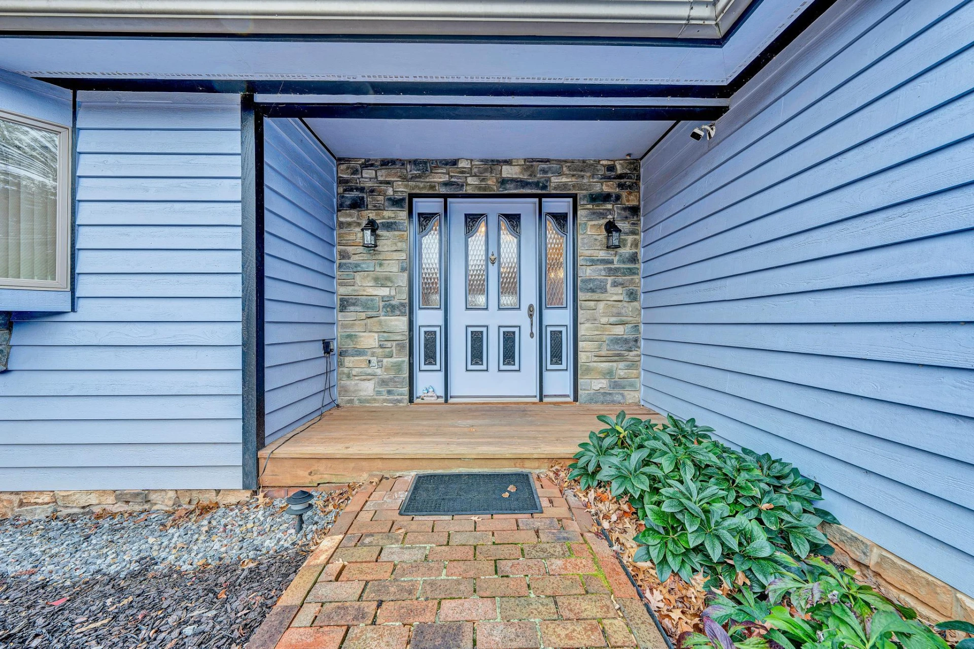 110 Club House DR - Photo 5
