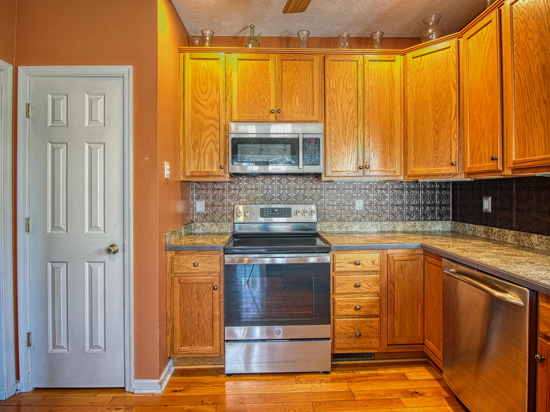 1715 Morewood RD - Photo 10