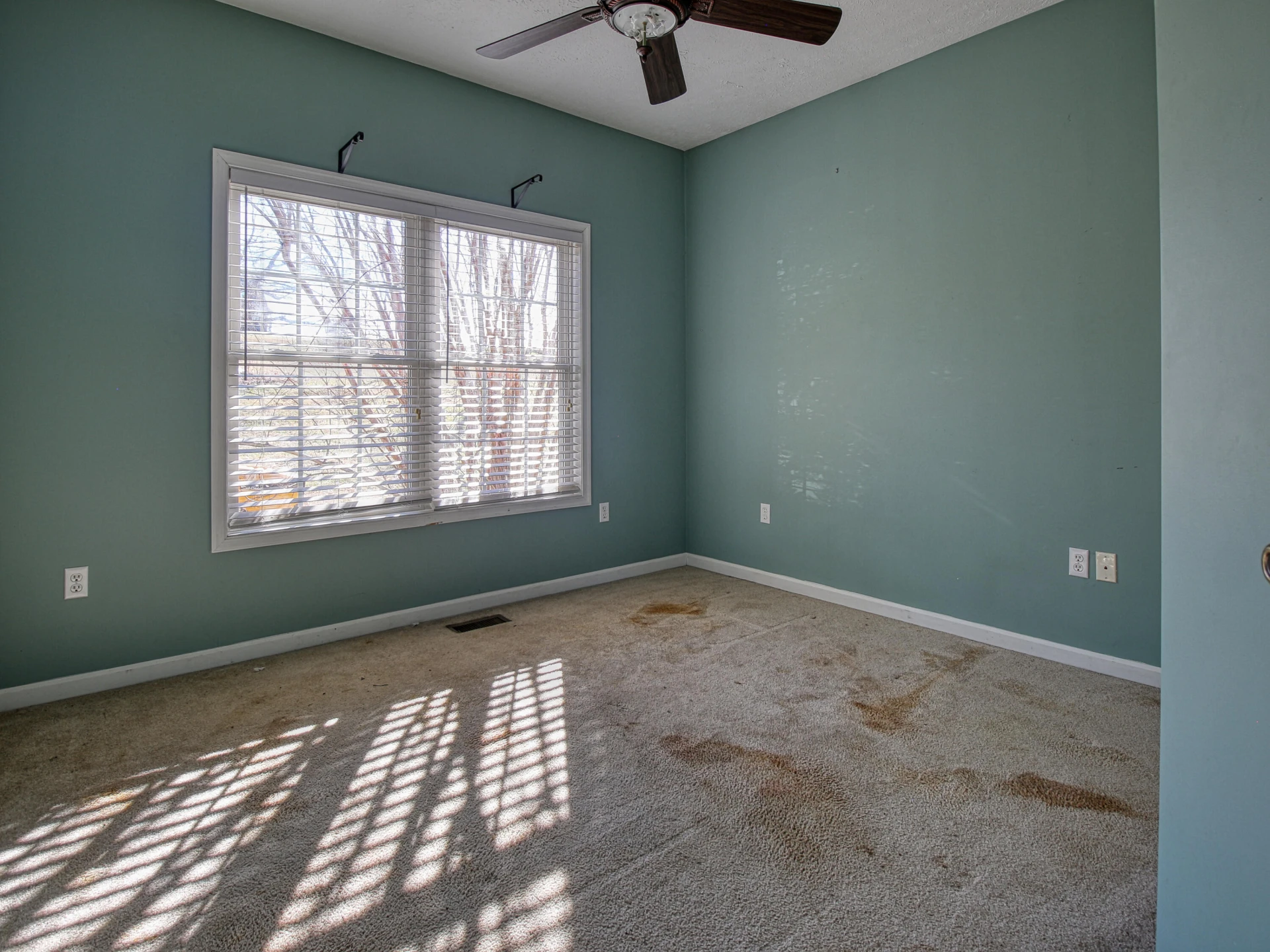1715 Morewood RD - Photo 15