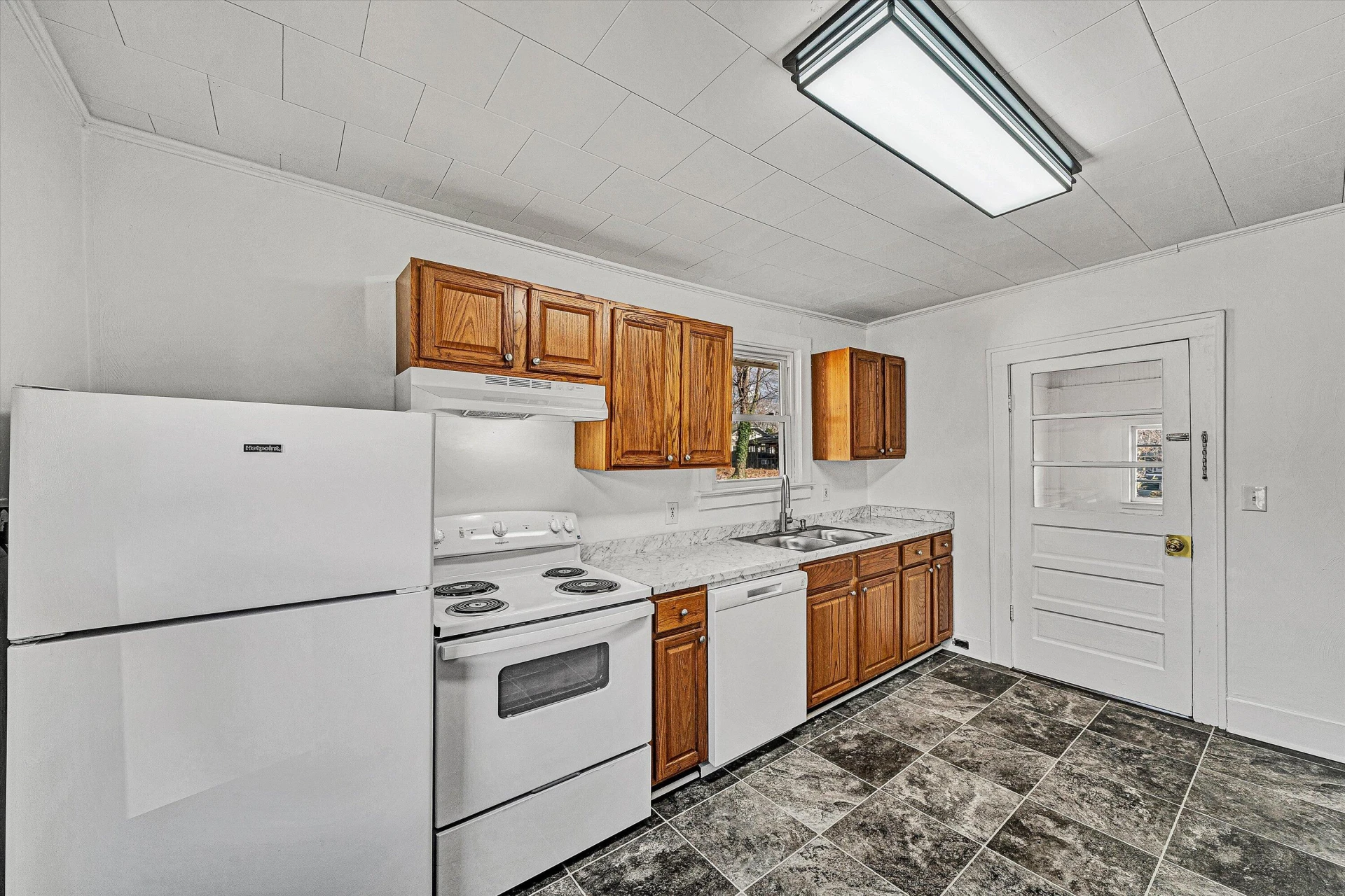 832 Mississippi AVE - Photo 13