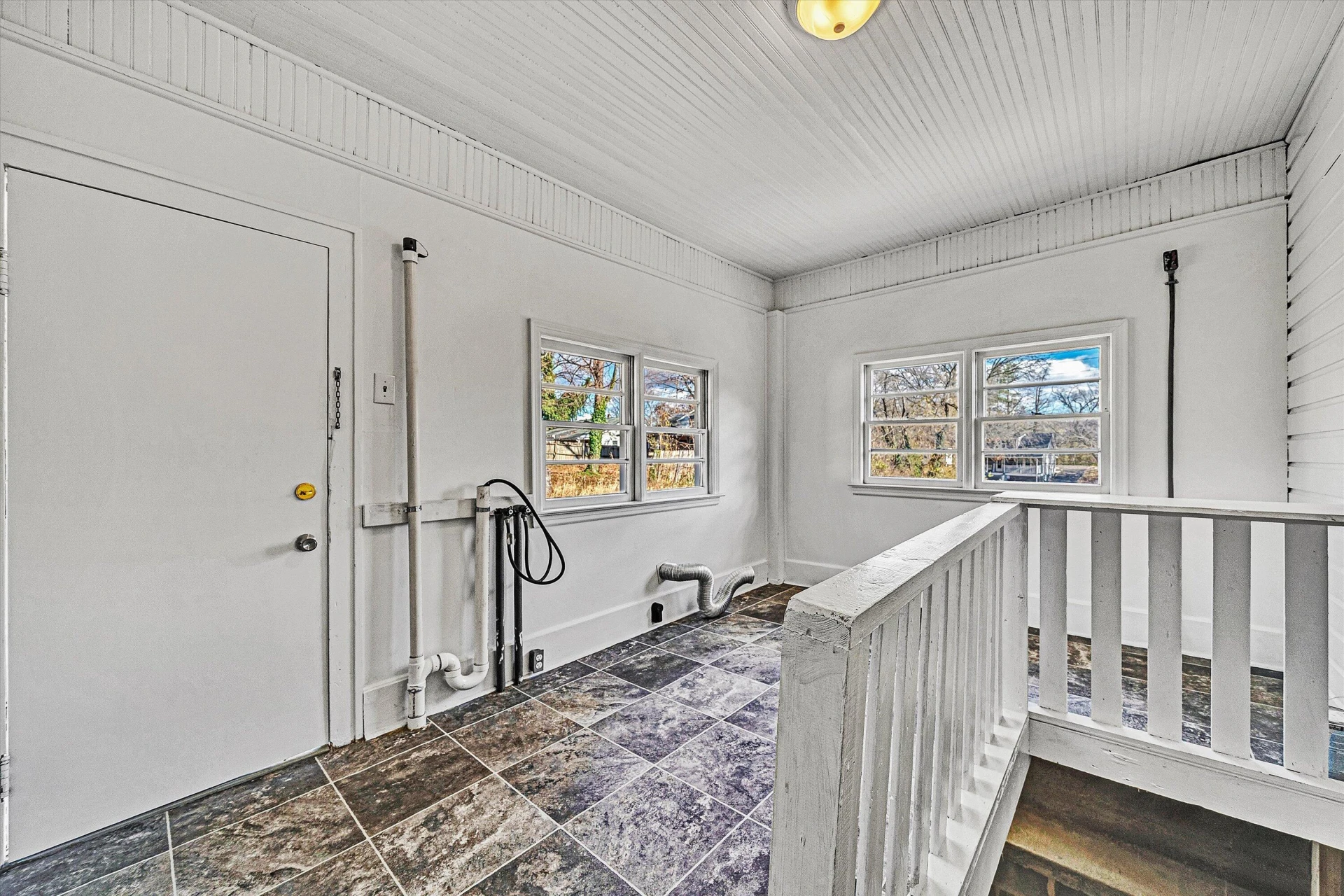 832 Mississippi AVE - Photo 15