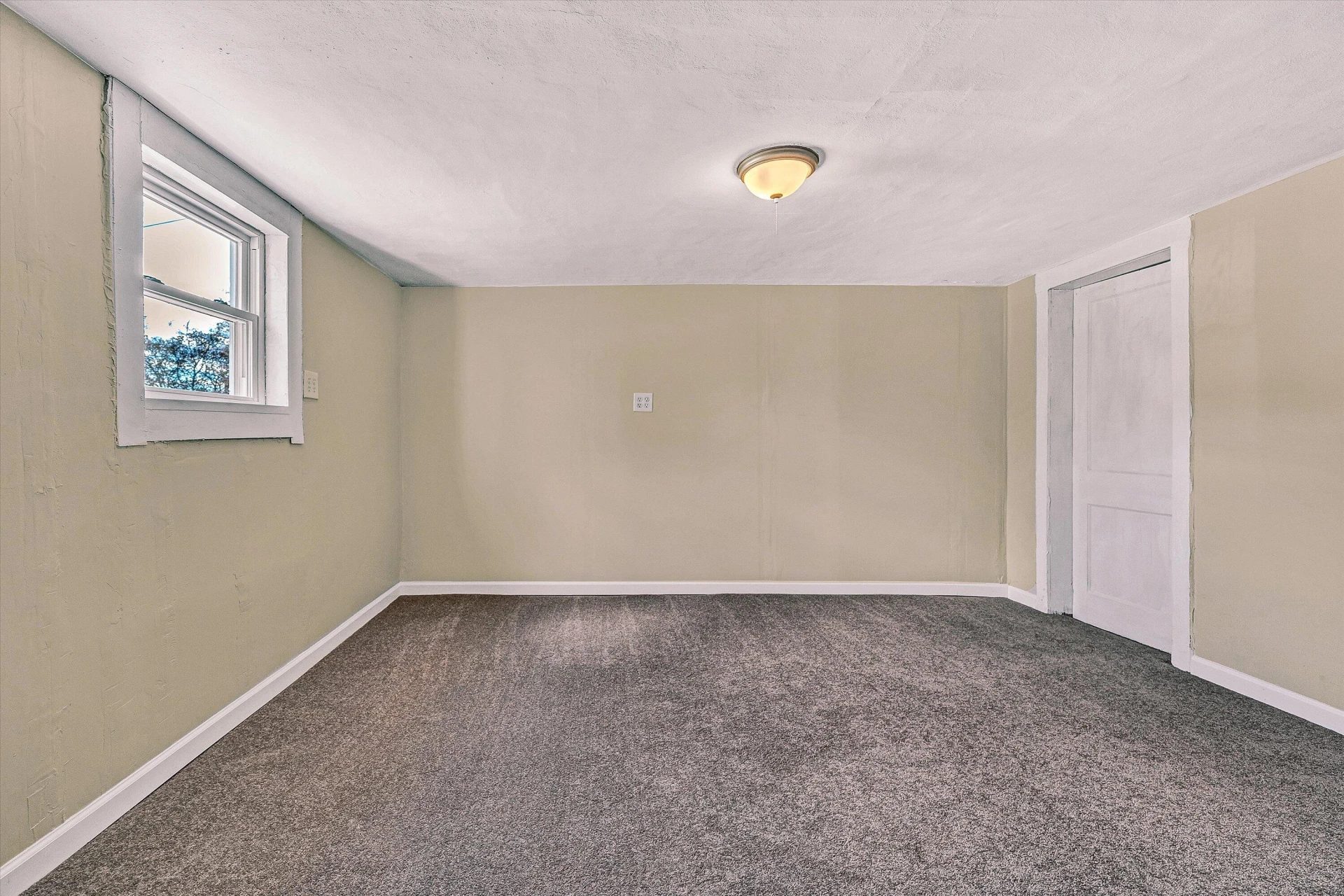 832 Mississippi AVE - Photo 16