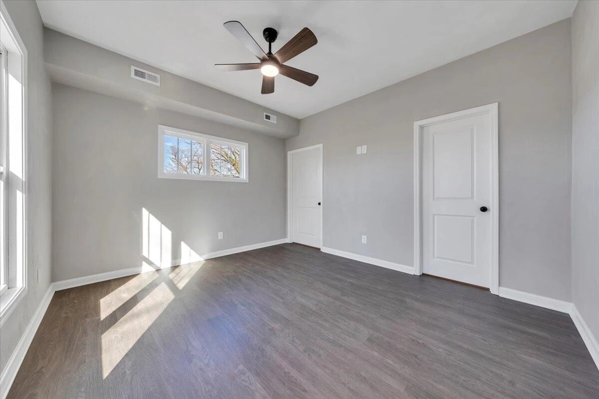 1225 15th ST - Photo 16