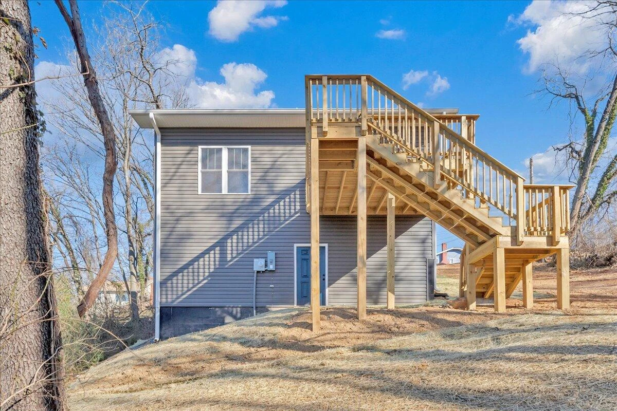 1225 15th ST - Photo 31