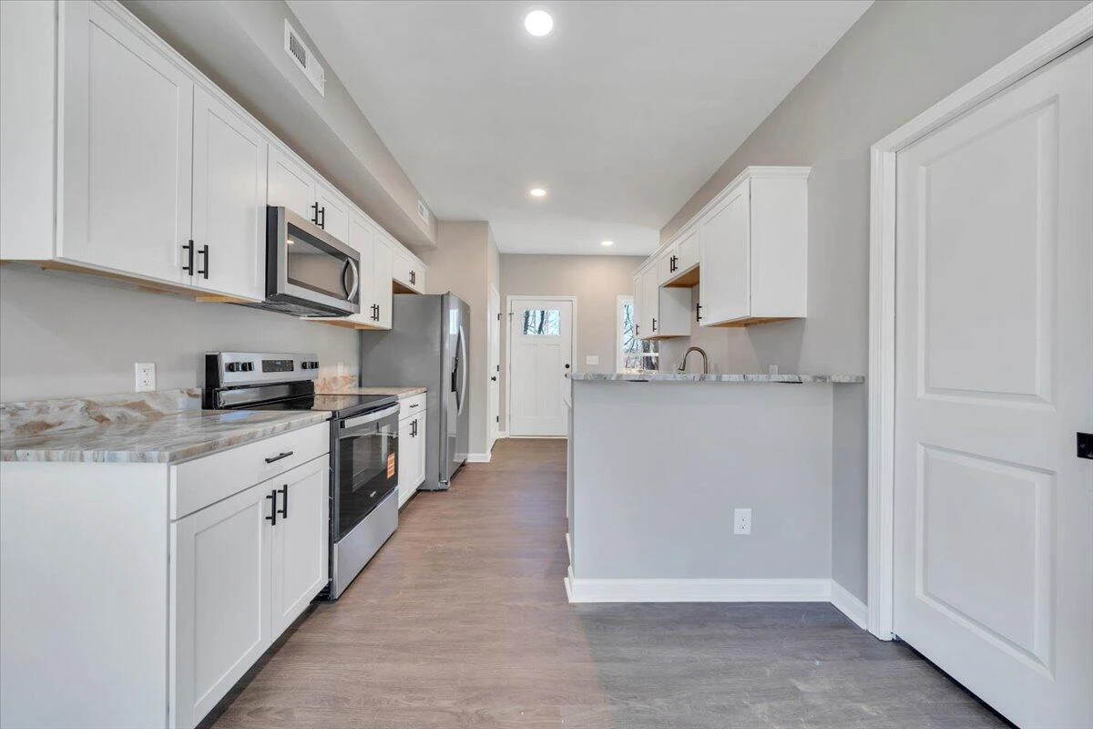 1225 15th ST - Photo 9