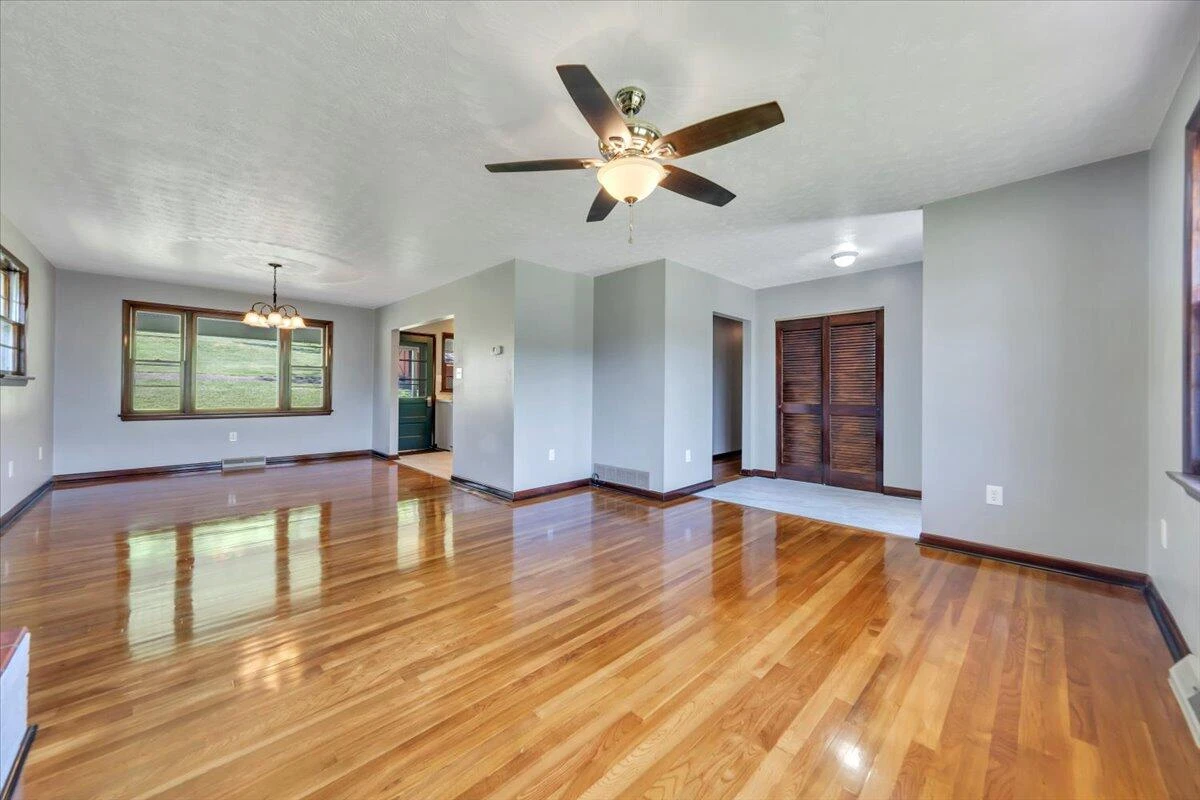 1108 Dolly Ann DR - Photo 9