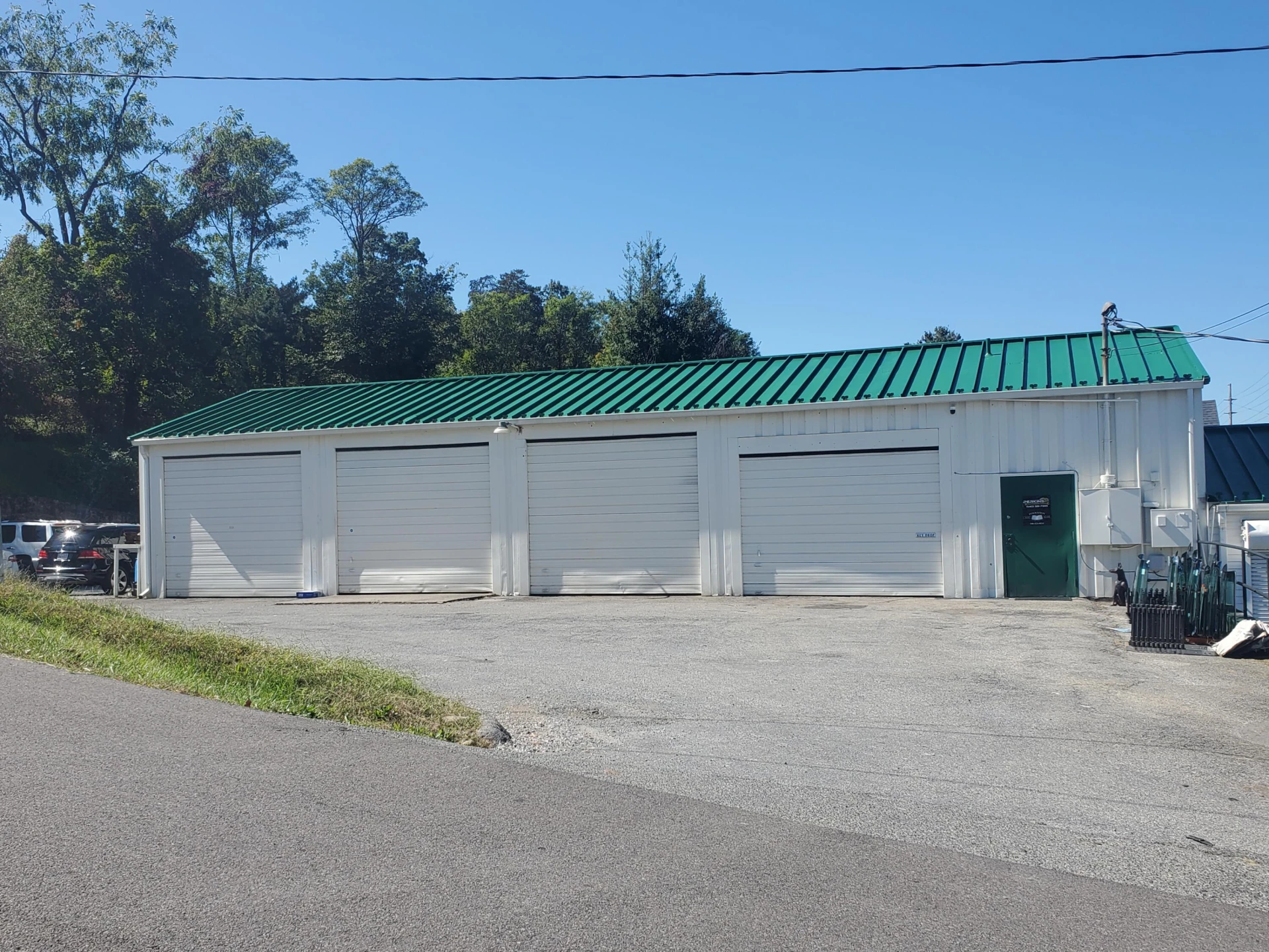 2050 Main ST - Photo 3