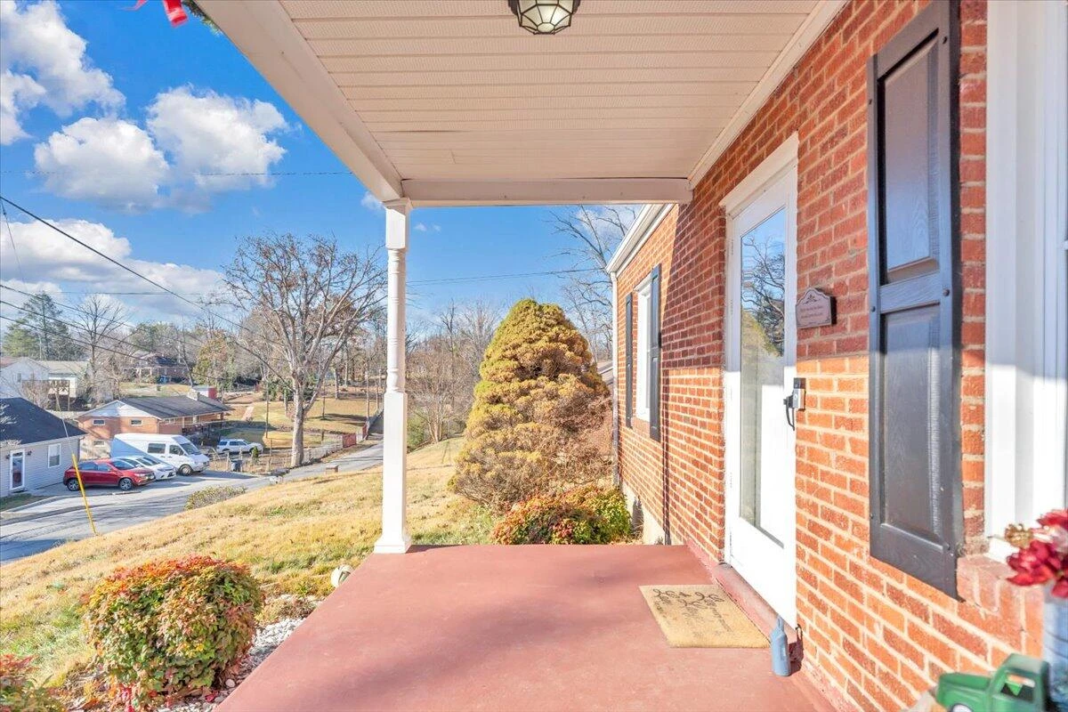 4615 Renfro BLVD - Photo 3