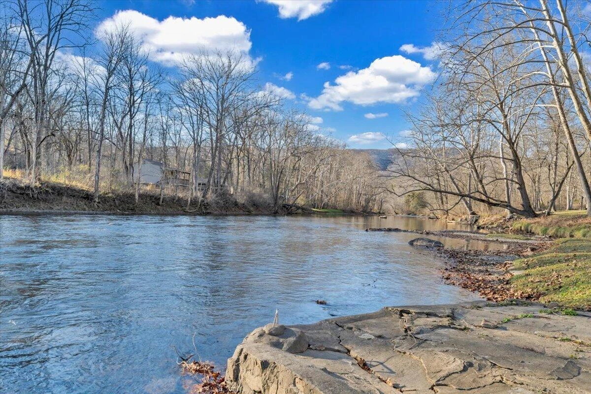254 River RD