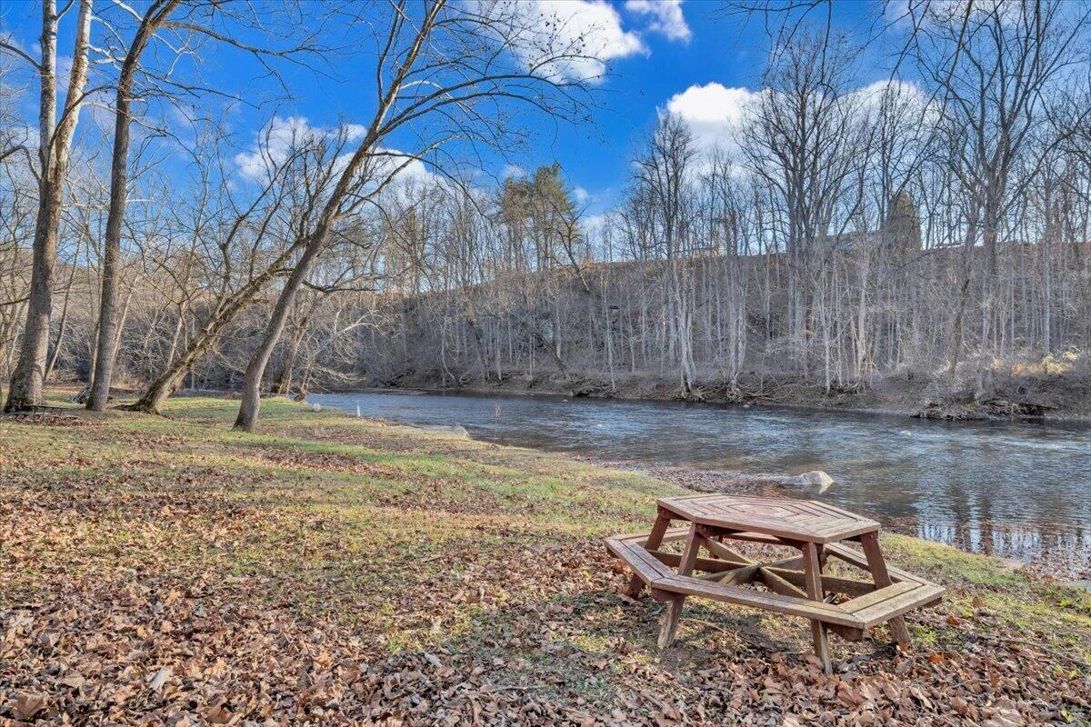 254 River RD - Photo 2