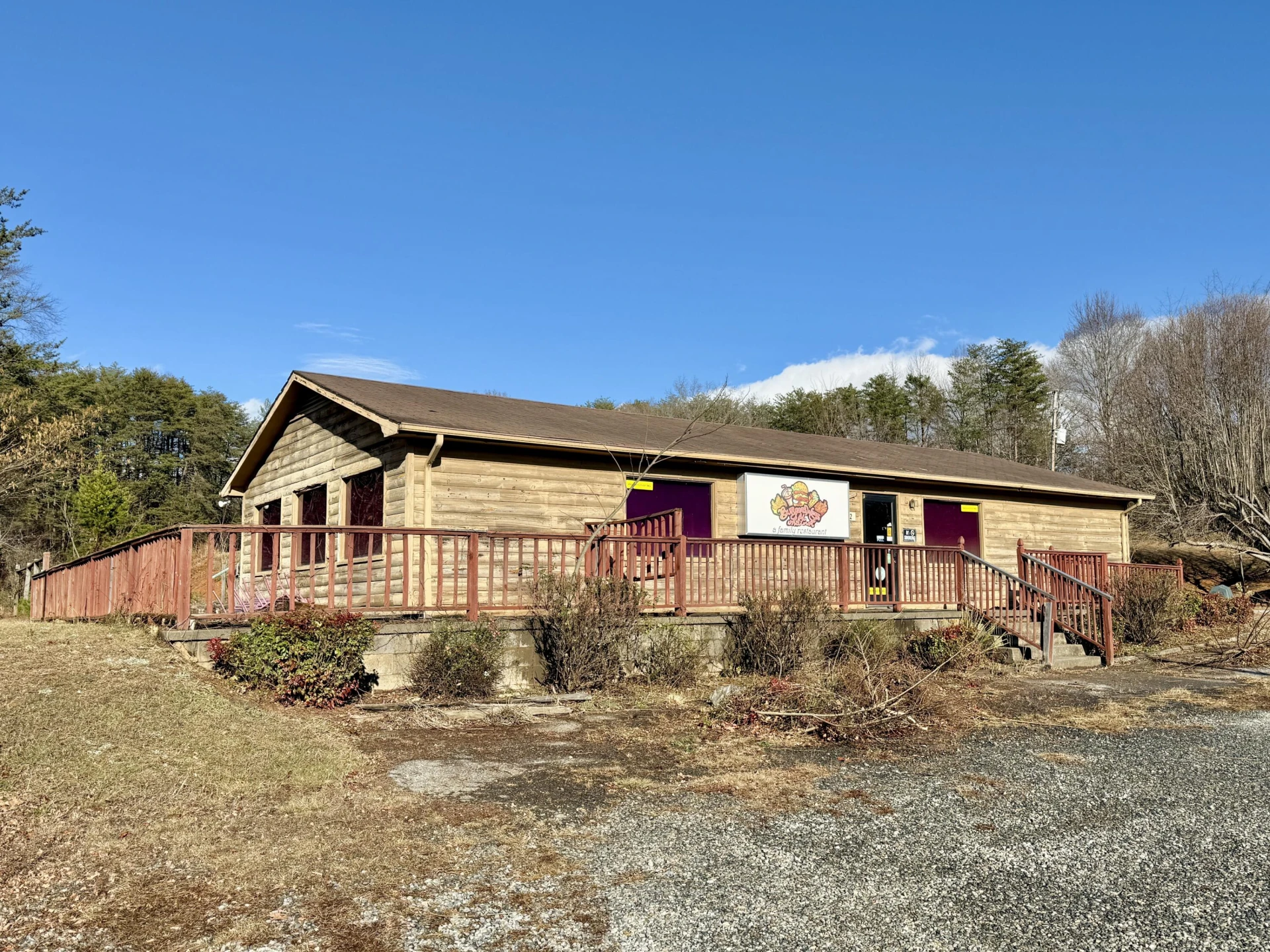 82 Saddleridge RD