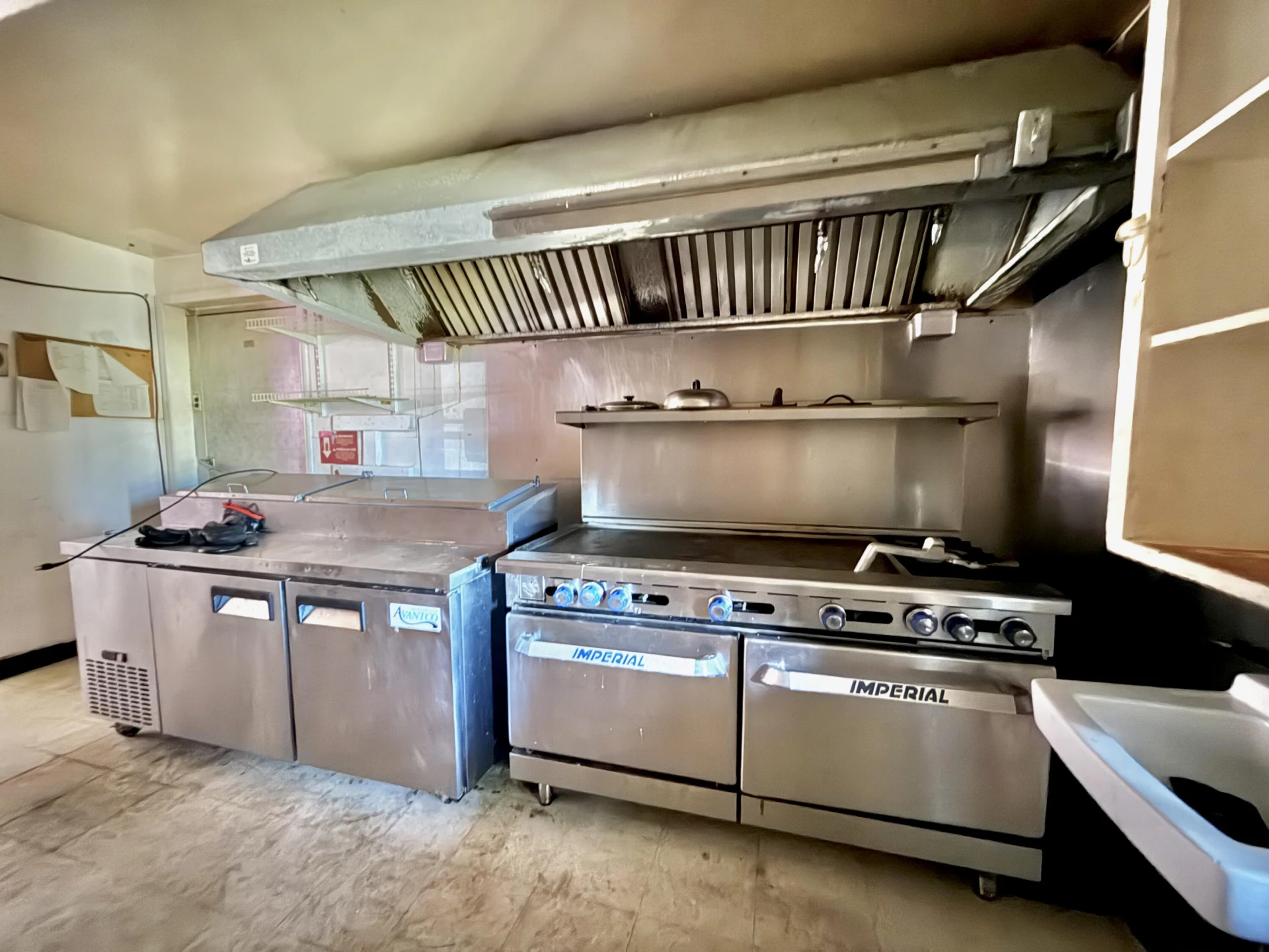 82 Saddleridge RD - Photo 14