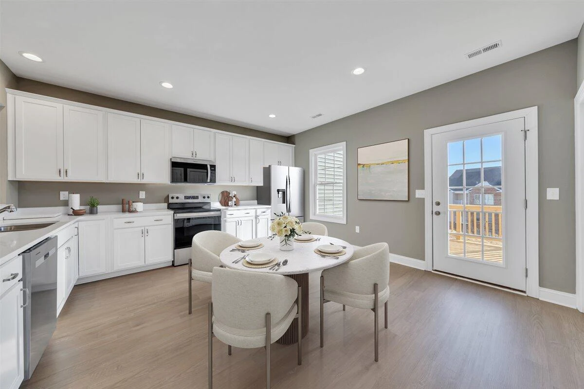 5663 Huntridge RD - Photo 10