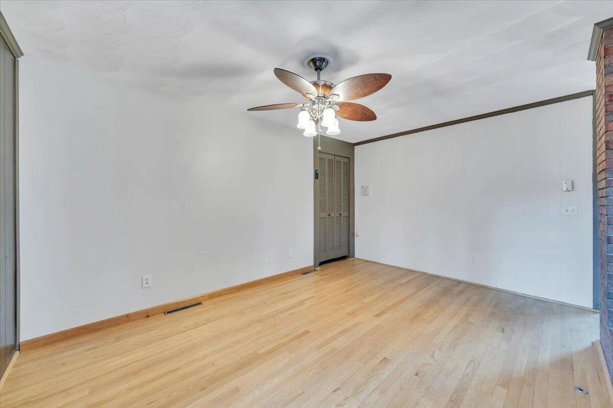 6089 Steeplechase DR - Photo 21