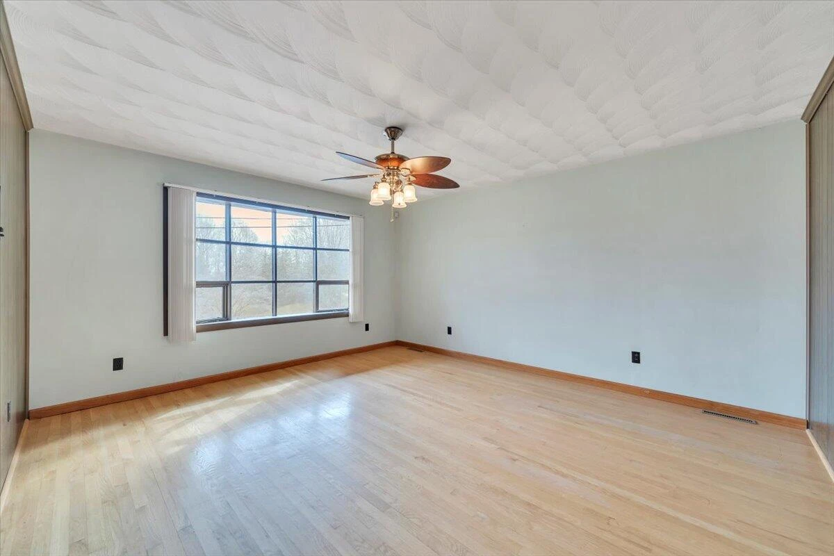 6089 Steeplechase DR - Photo 11