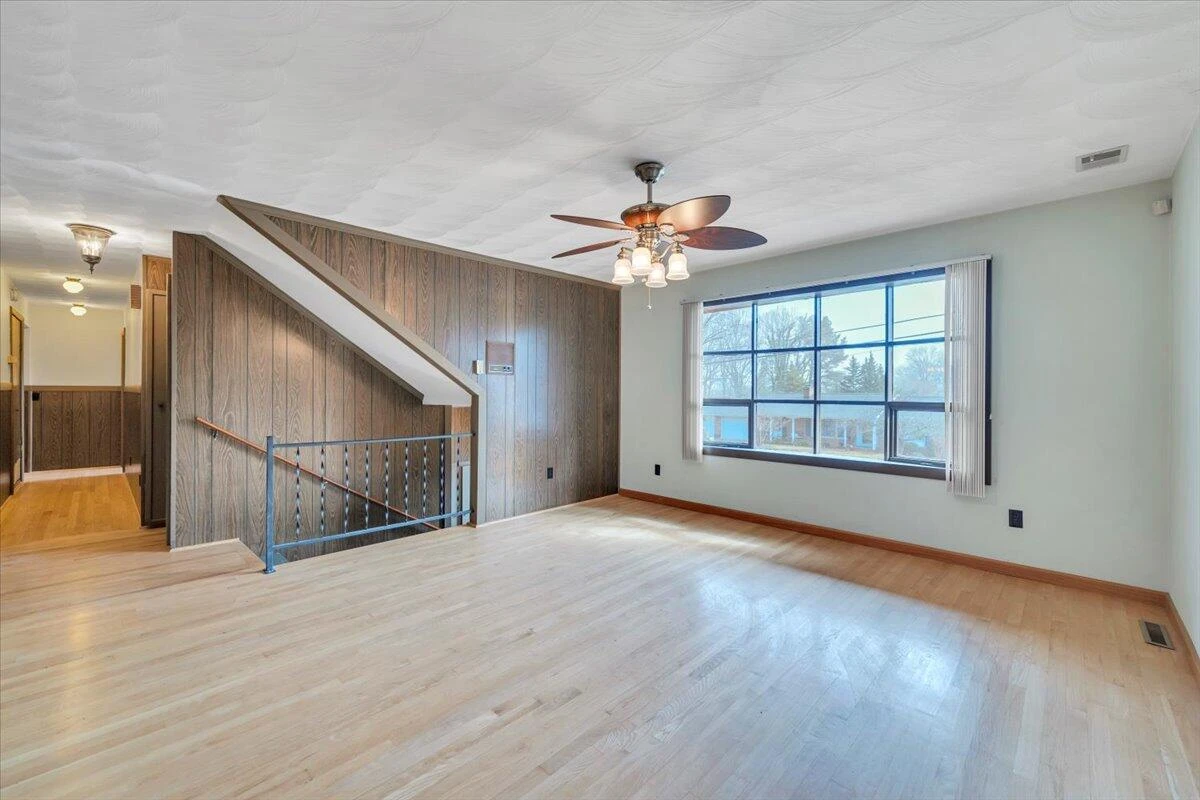 6089 Steeplechase DR - Photo 12