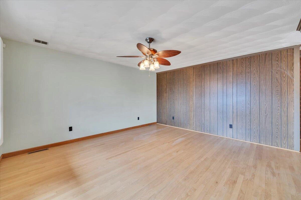 6089 Steeplechase DR - Photo 14