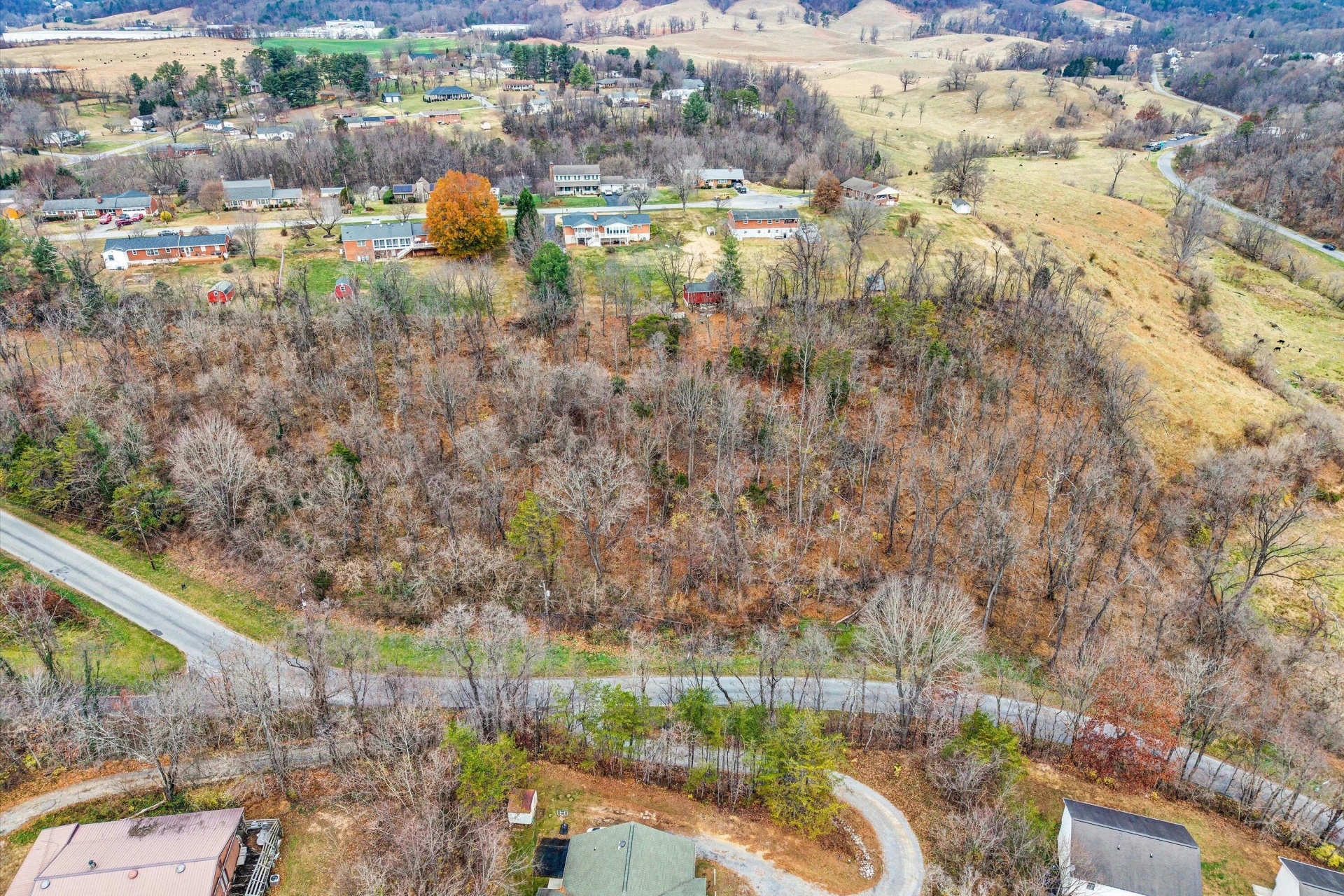 0 Peachtree Valley DR - Photo 2