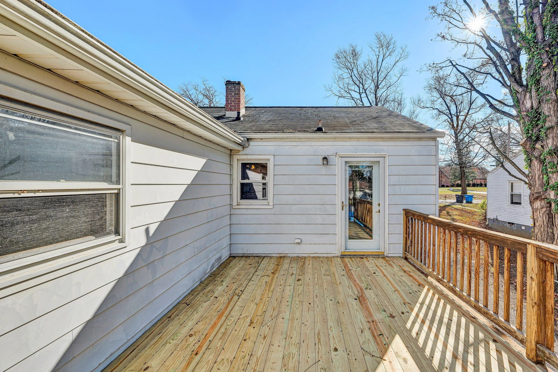 2504 Avalon AVE - Photo 13