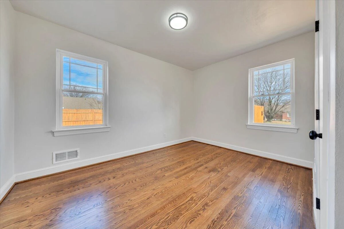 202 Bruffey ST - Photo 19