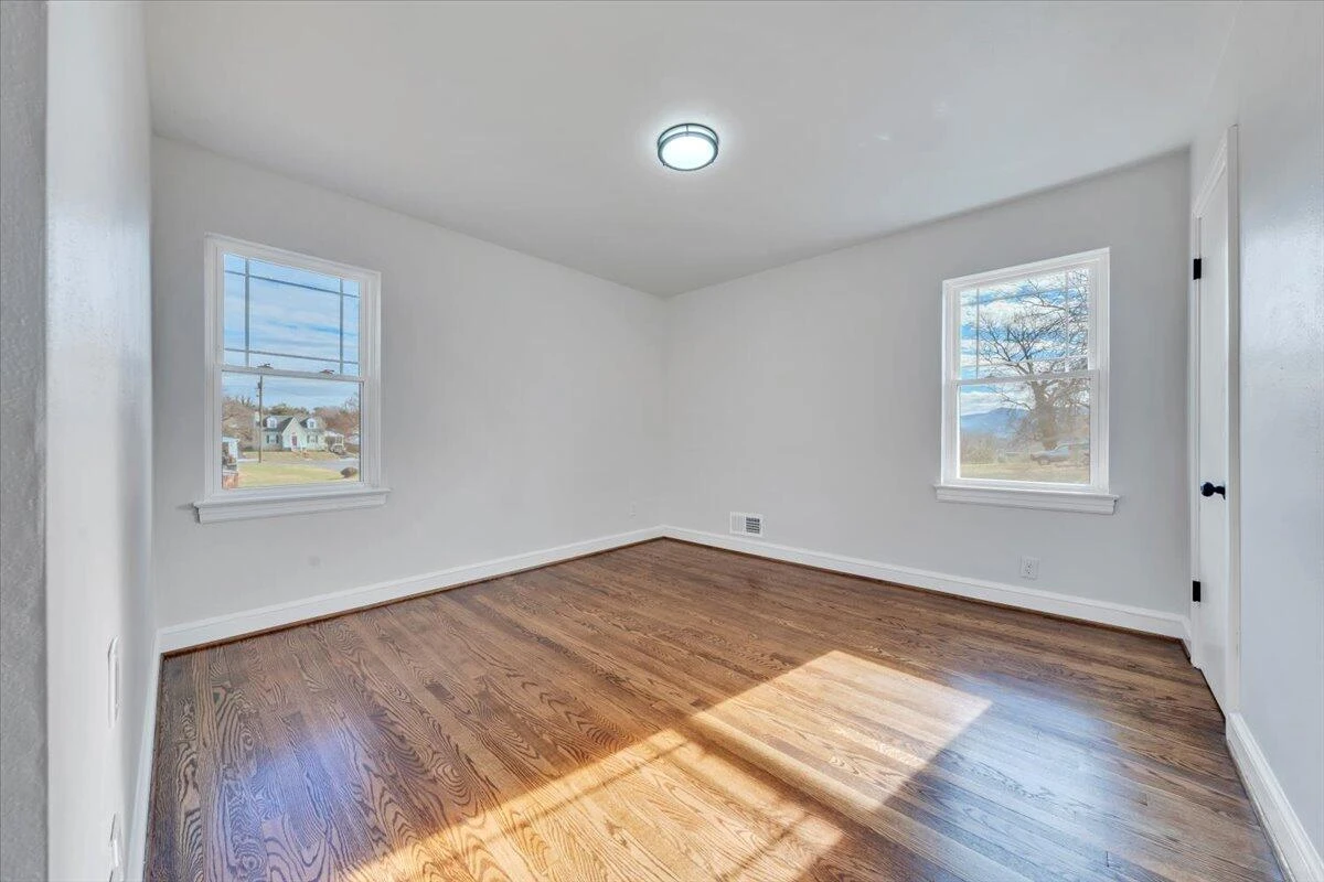 202 Bruffey ST - Photo 21