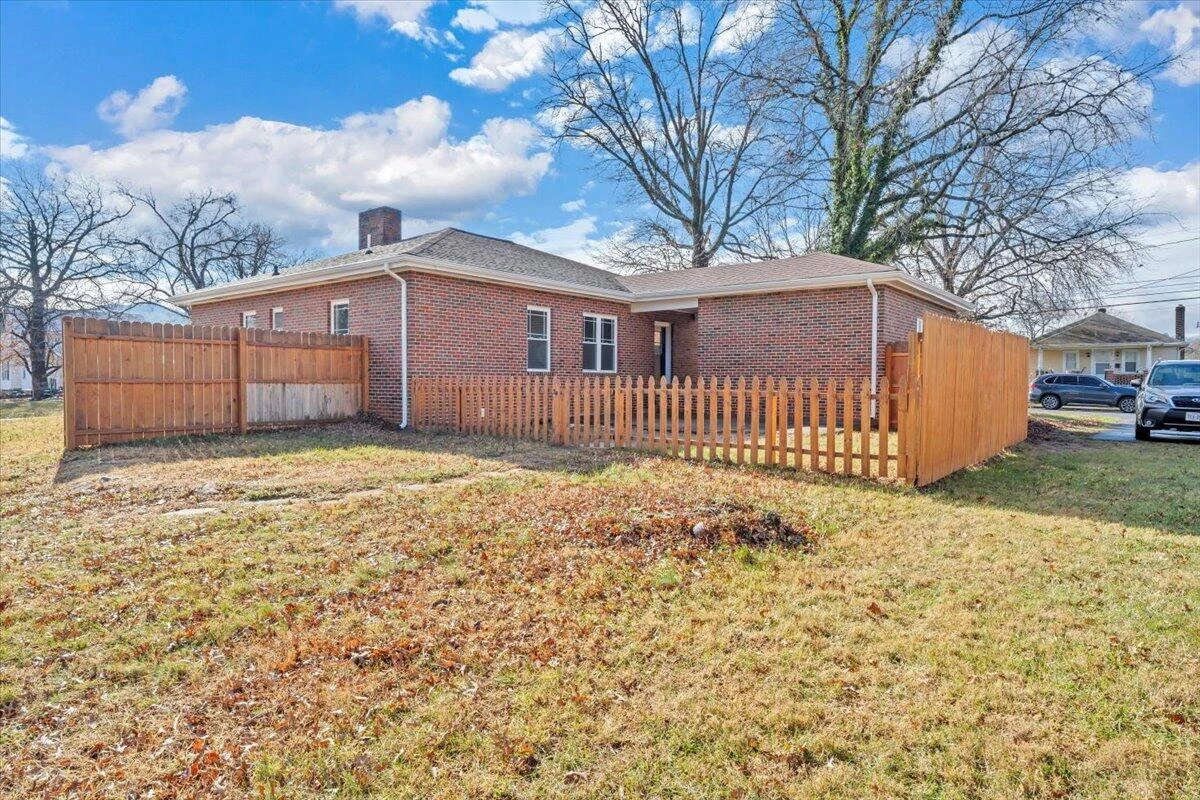 202 Bruffey ST - Photo 35