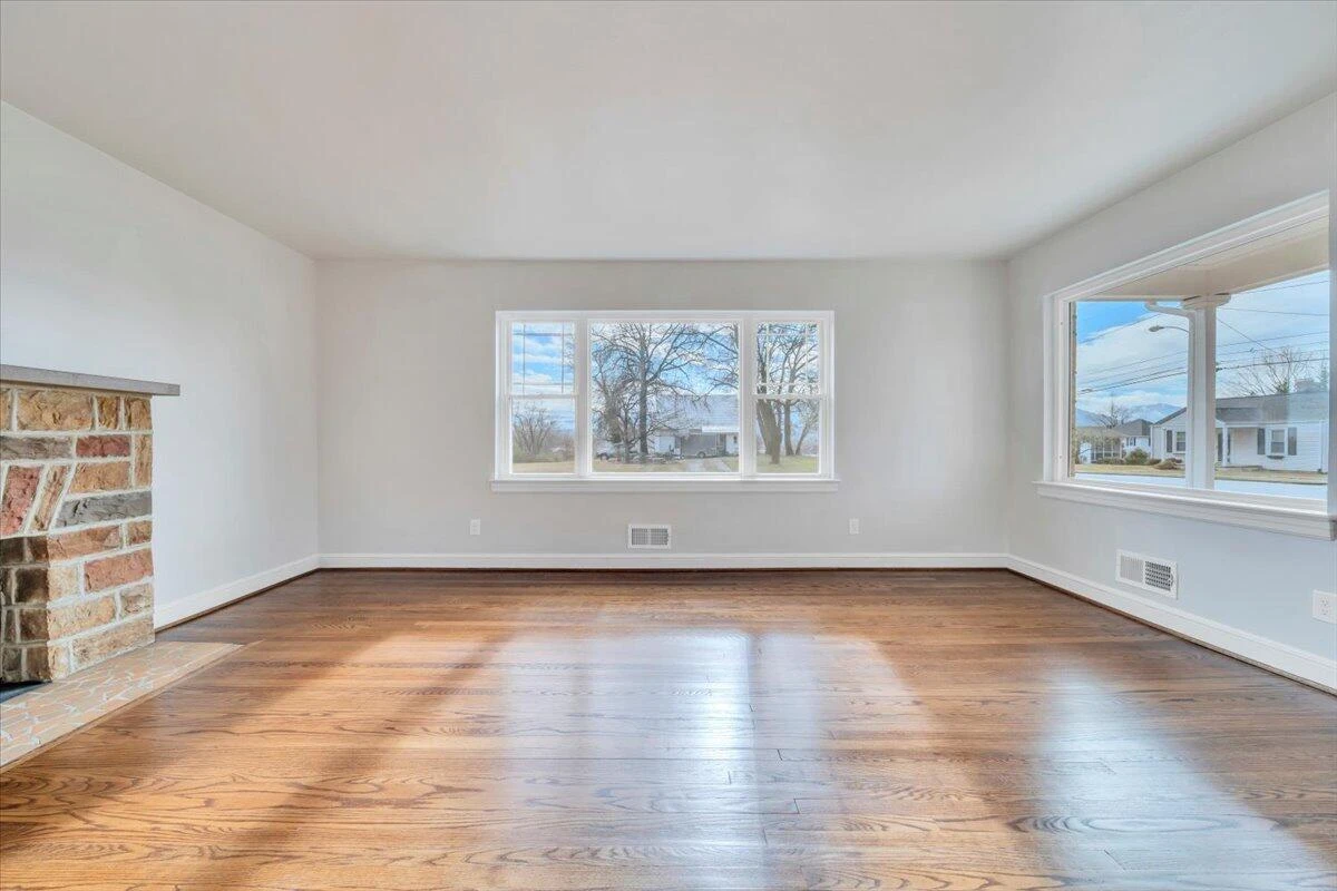 202 Bruffey ST - Photo 10