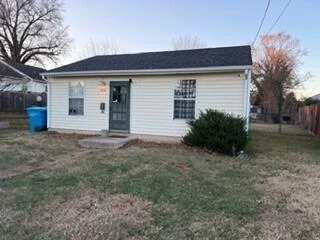 2930 Ravenwood AVE
