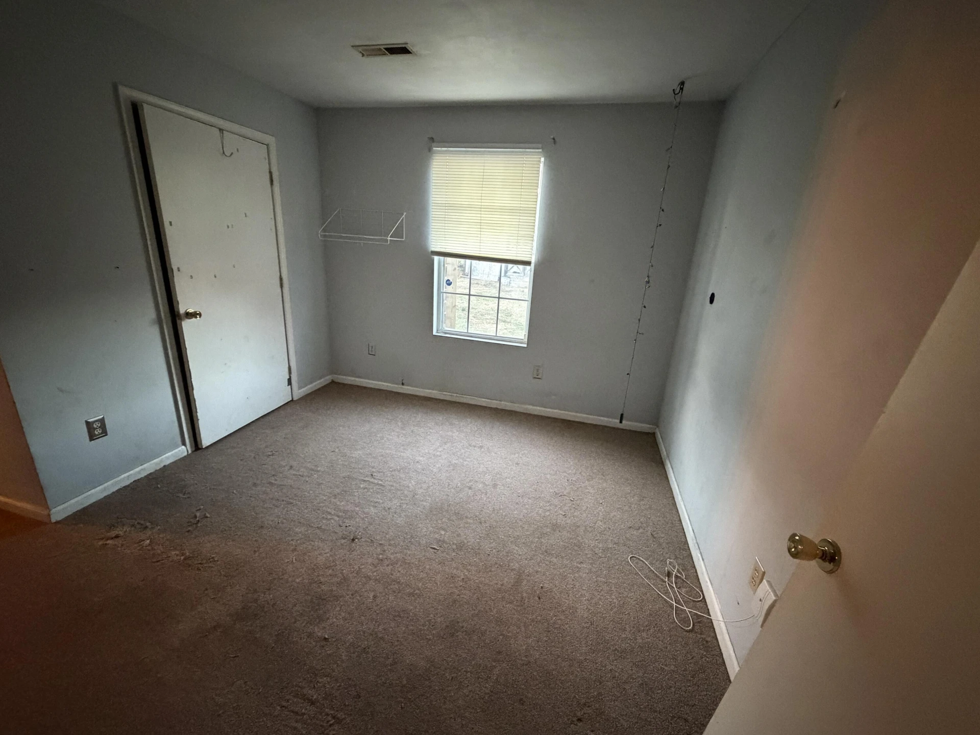 2930 Ravenwood AVE - Photo 5
