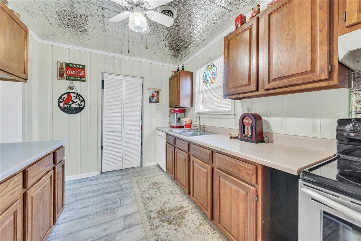 4820 Rutgers ST - Photo 12