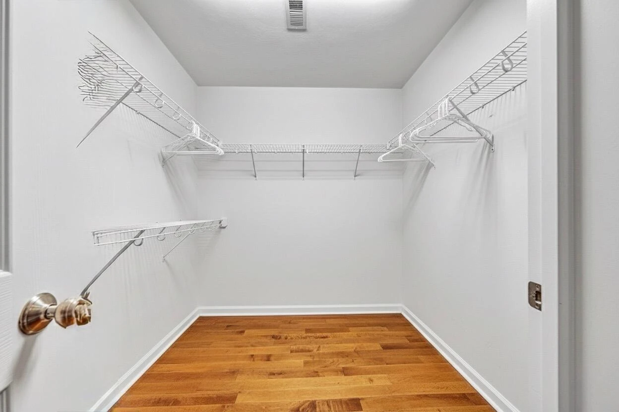 2158 River Oaks DR - Photo 38