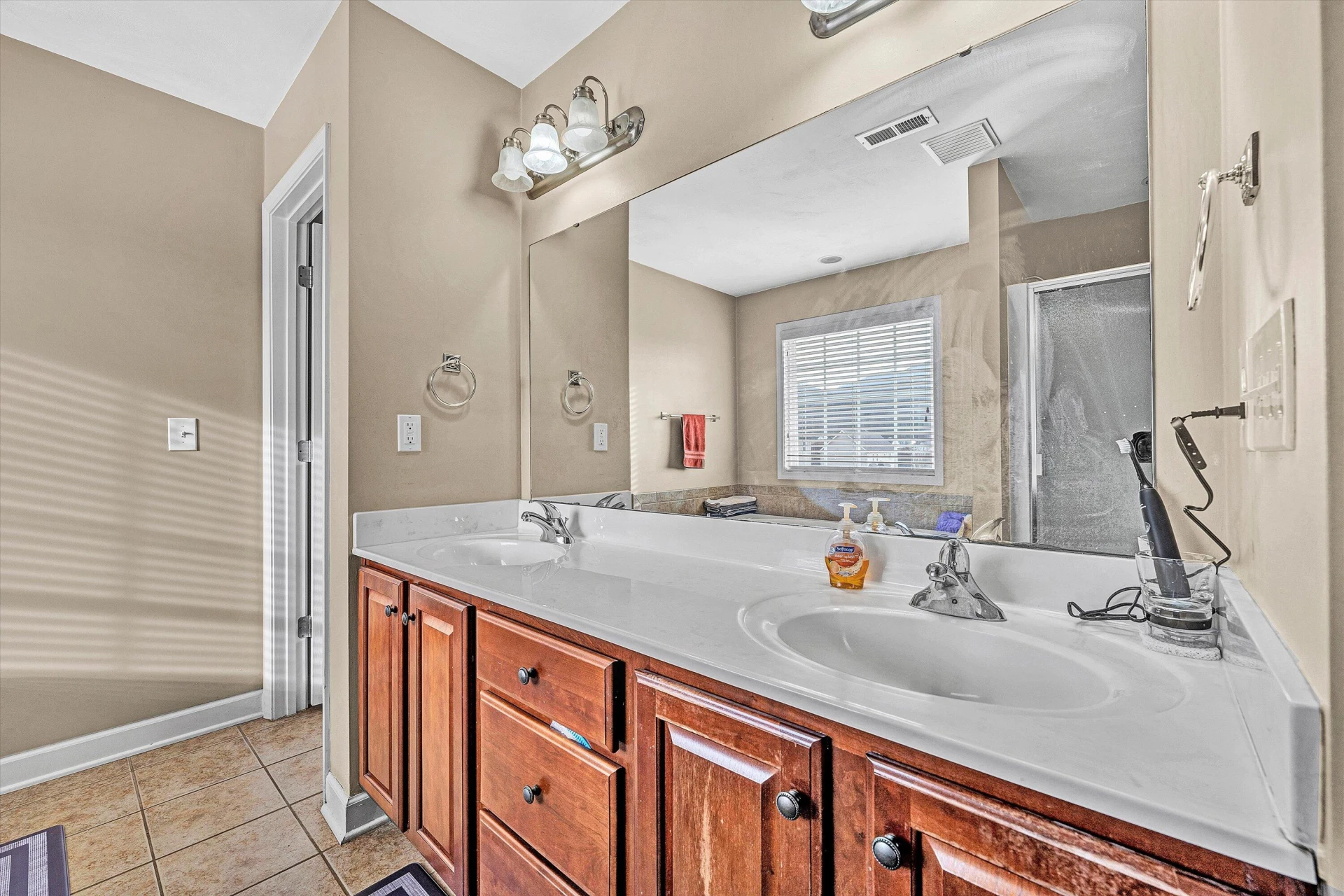 2158 River Oaks DR - Photo 41