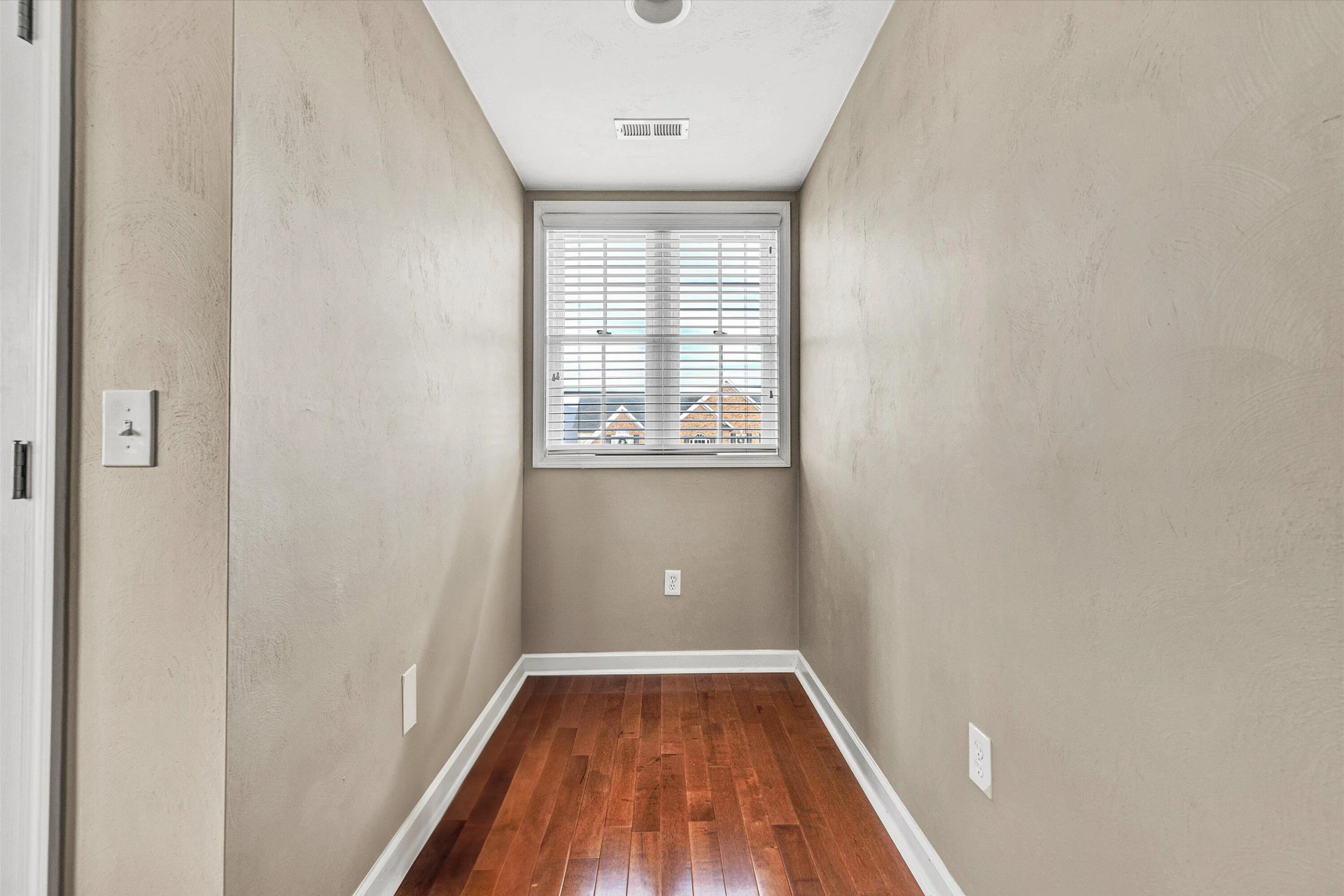 2158 River Oaks DR - Photo 49