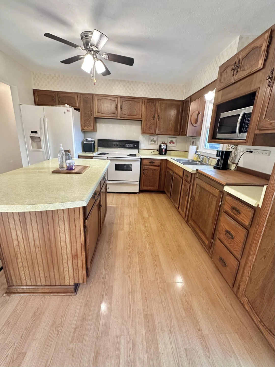 605 Chestnut ST - Photo 11