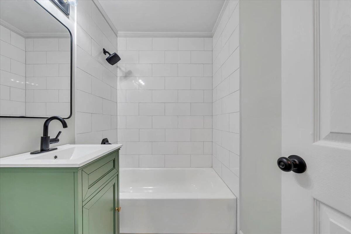 1004 26th ST - Photo 16