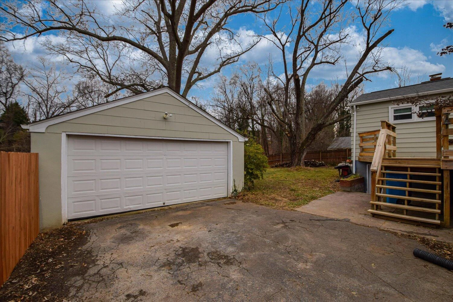 4846 Showalter RD - Photo 6