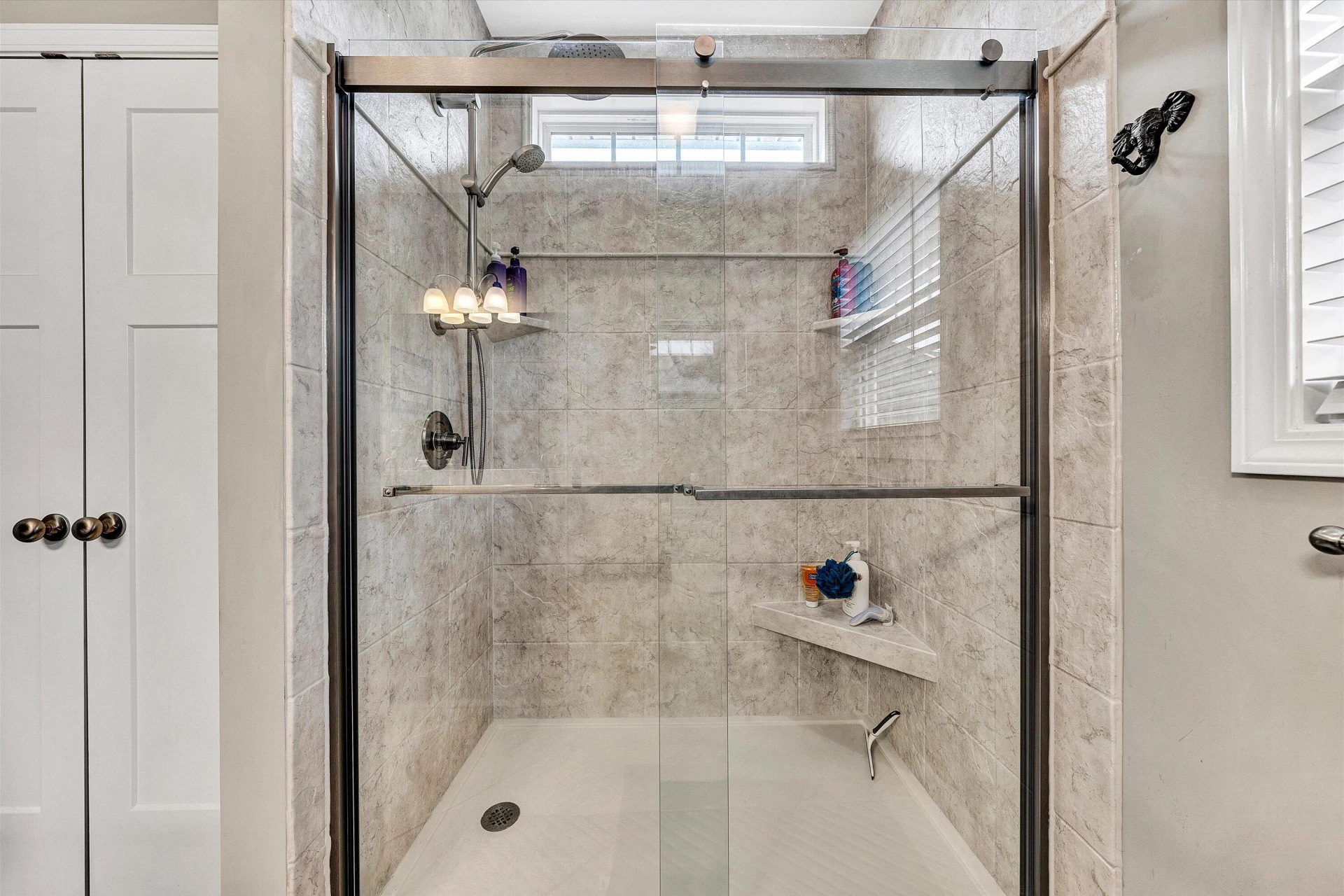 226 Savannah DR - Photo 29