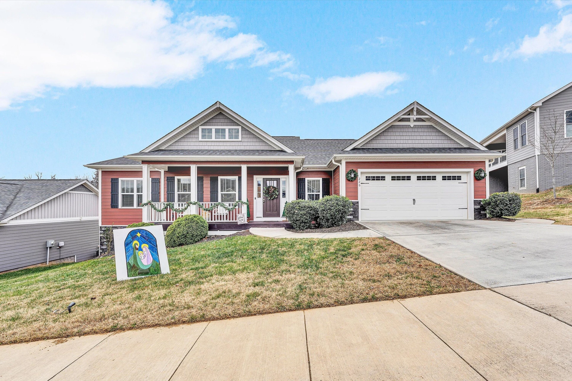 226 Savannah DR - Photo 3