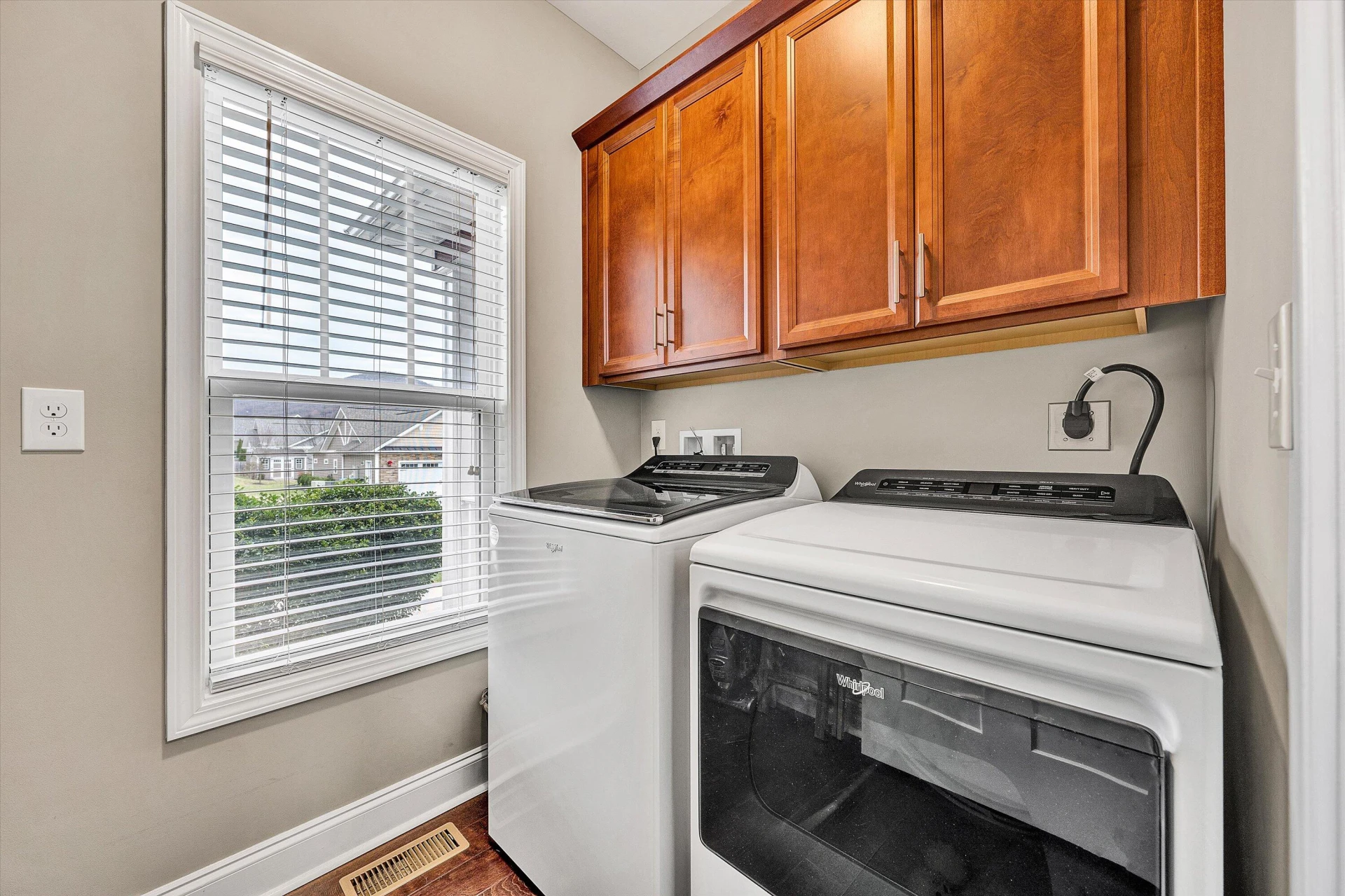 226 Savannah DR - Photo 31
