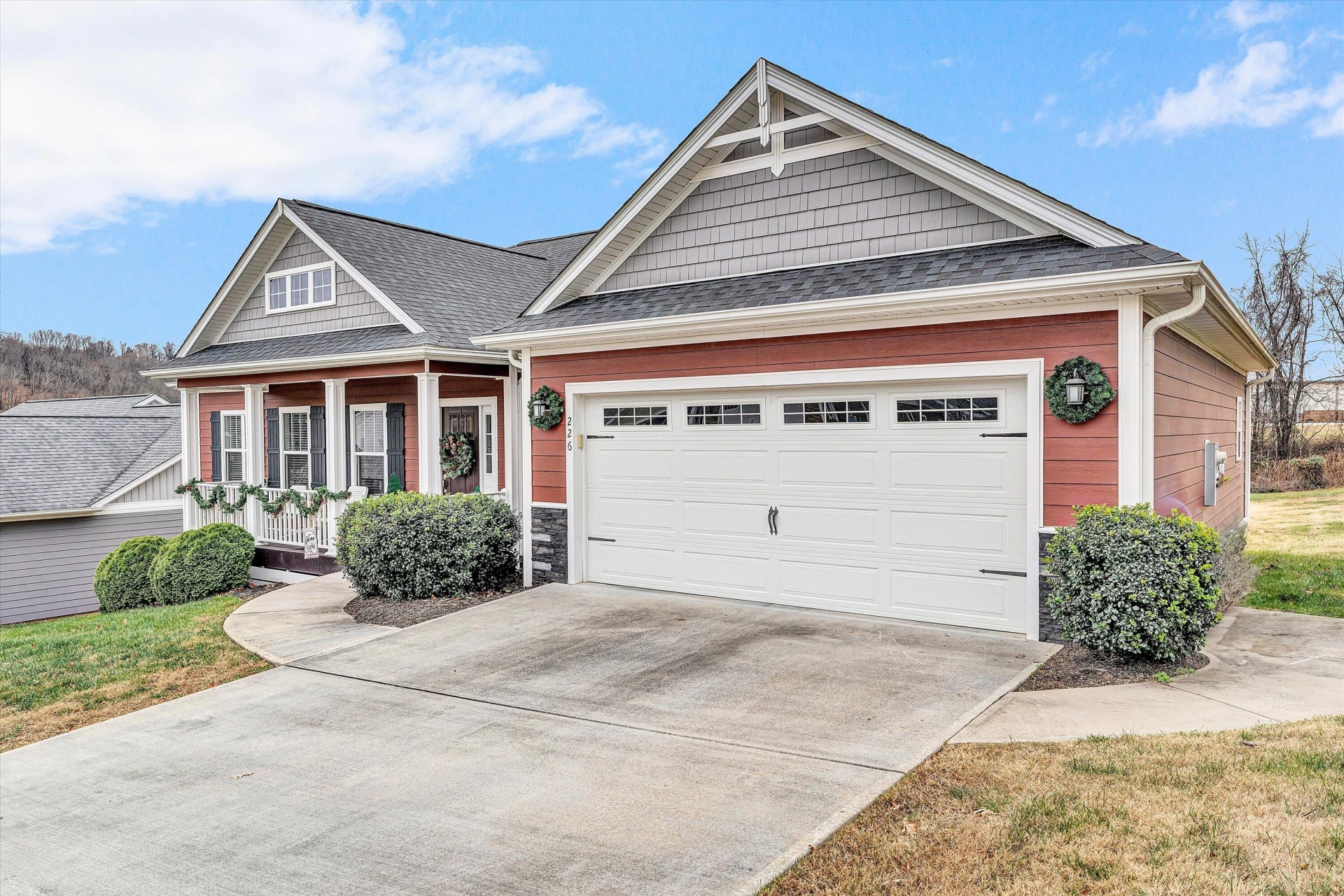 226 Savannah DR - Photo 4