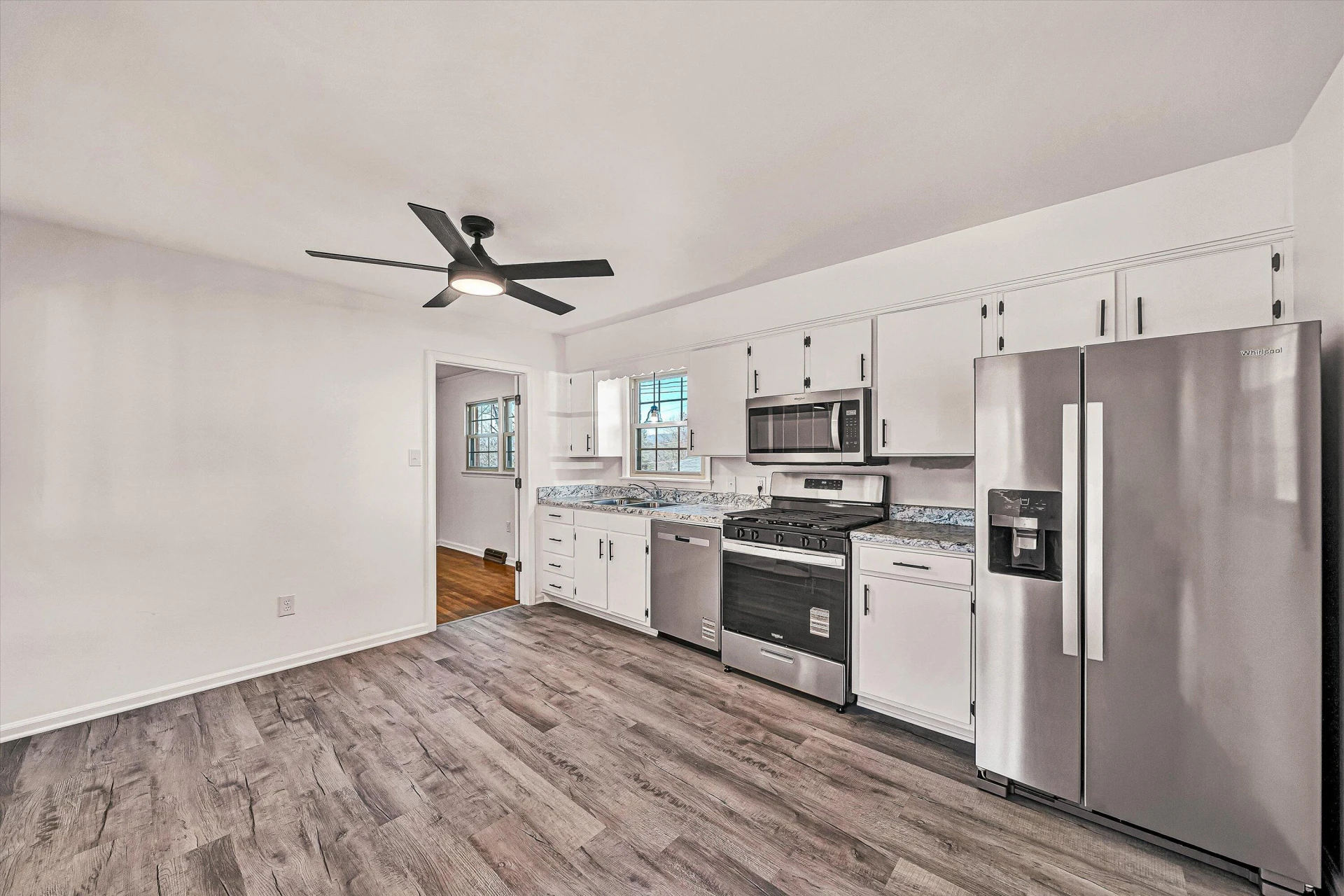 426 Petty AVE - Photo 5
